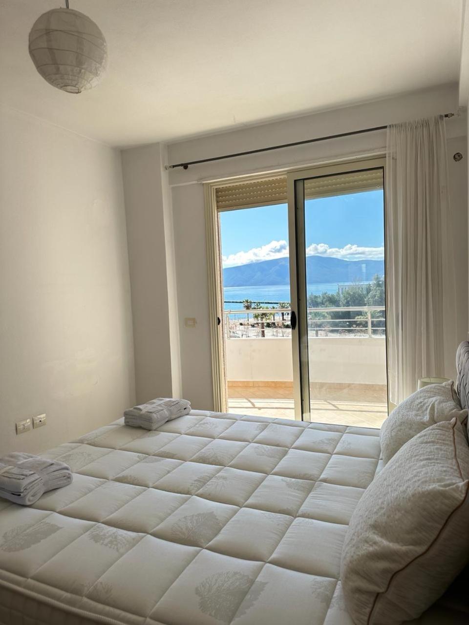 BEACHFRONT VLORA APARTMENT