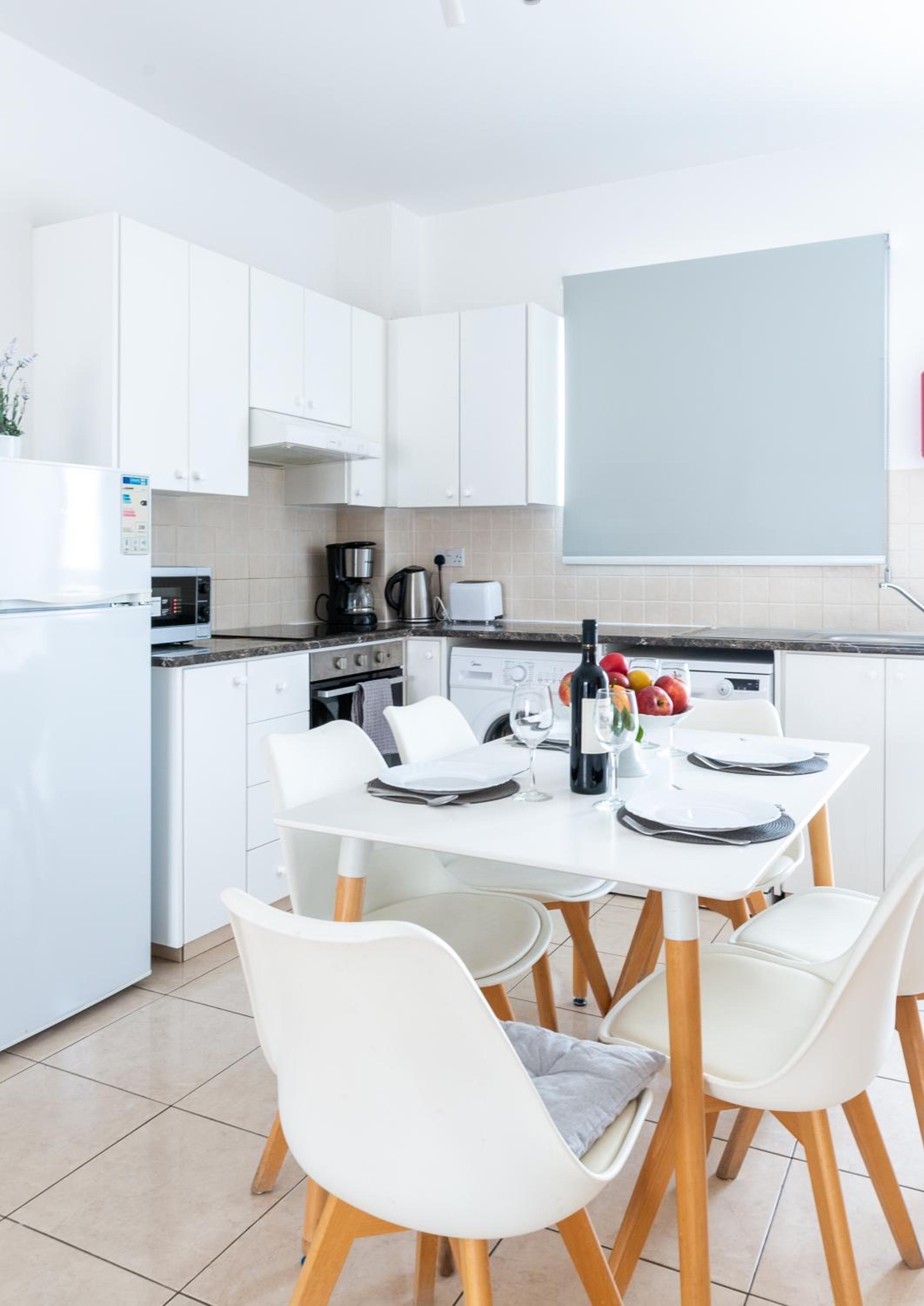Just renovated beautiful 2 bed apartment in Paphos 5 min drive to the beach