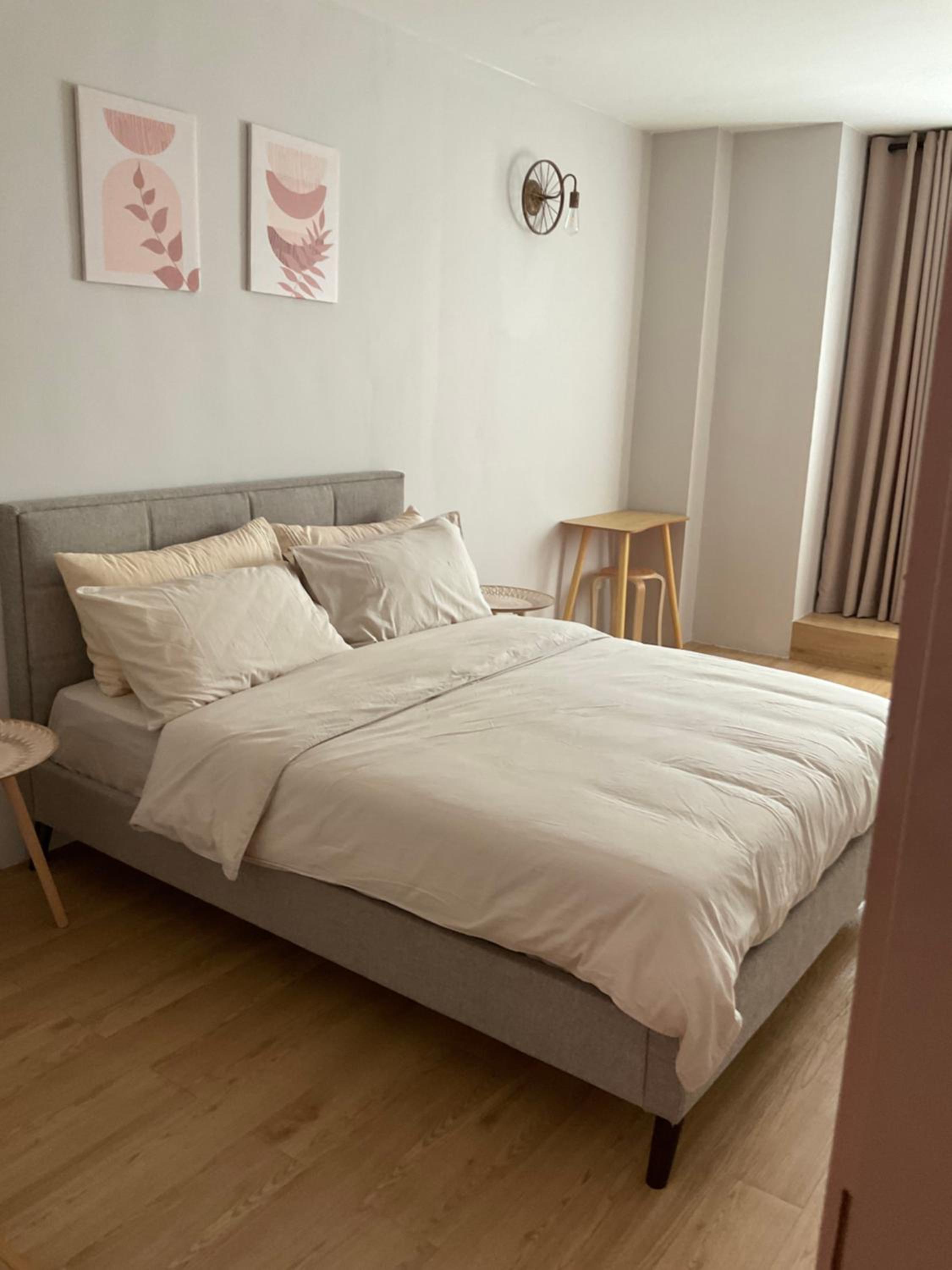 Lemon Olive Stylish Townhouse