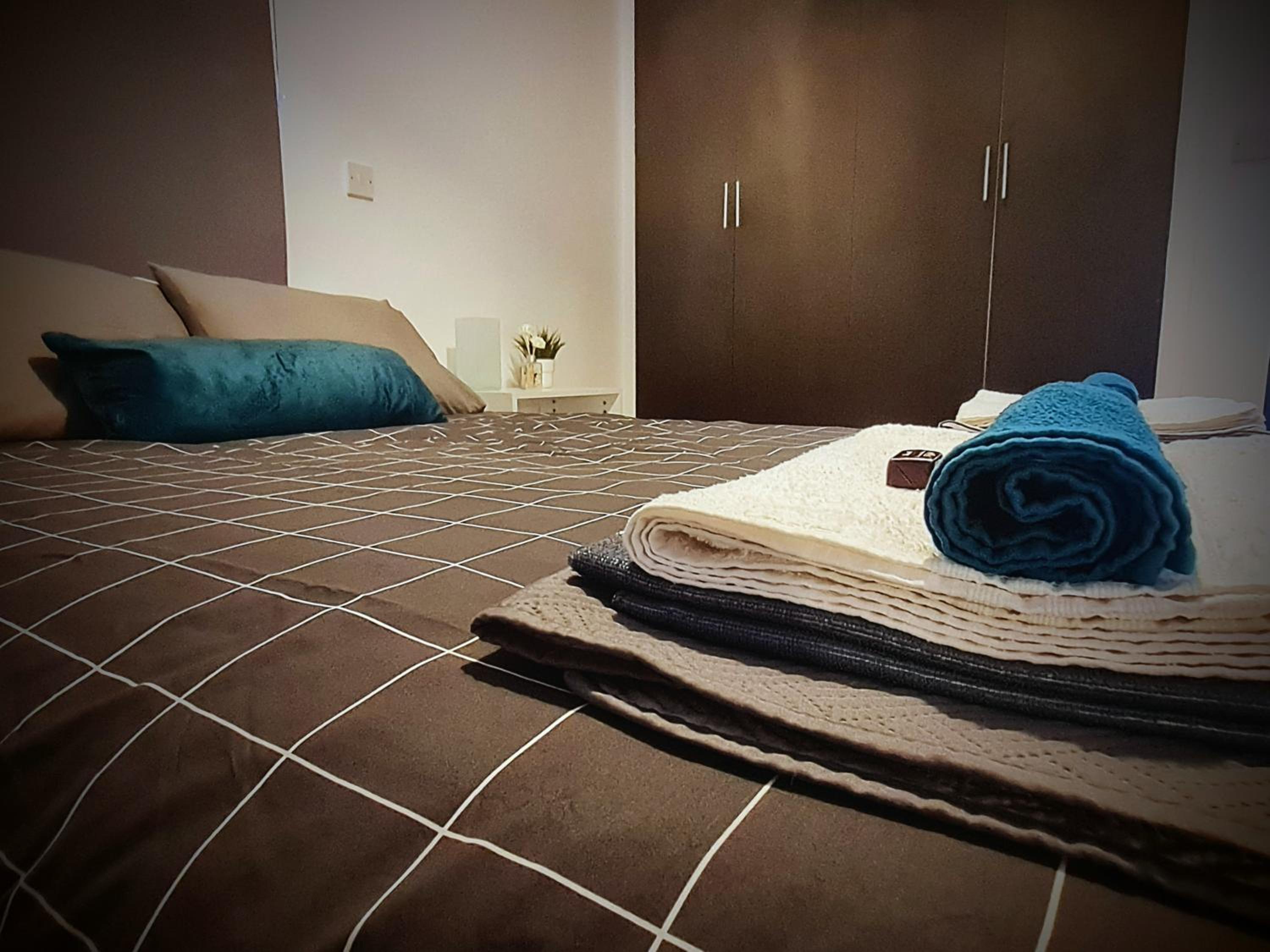 Blue Pearl holiday apartments with pool in kato paphos