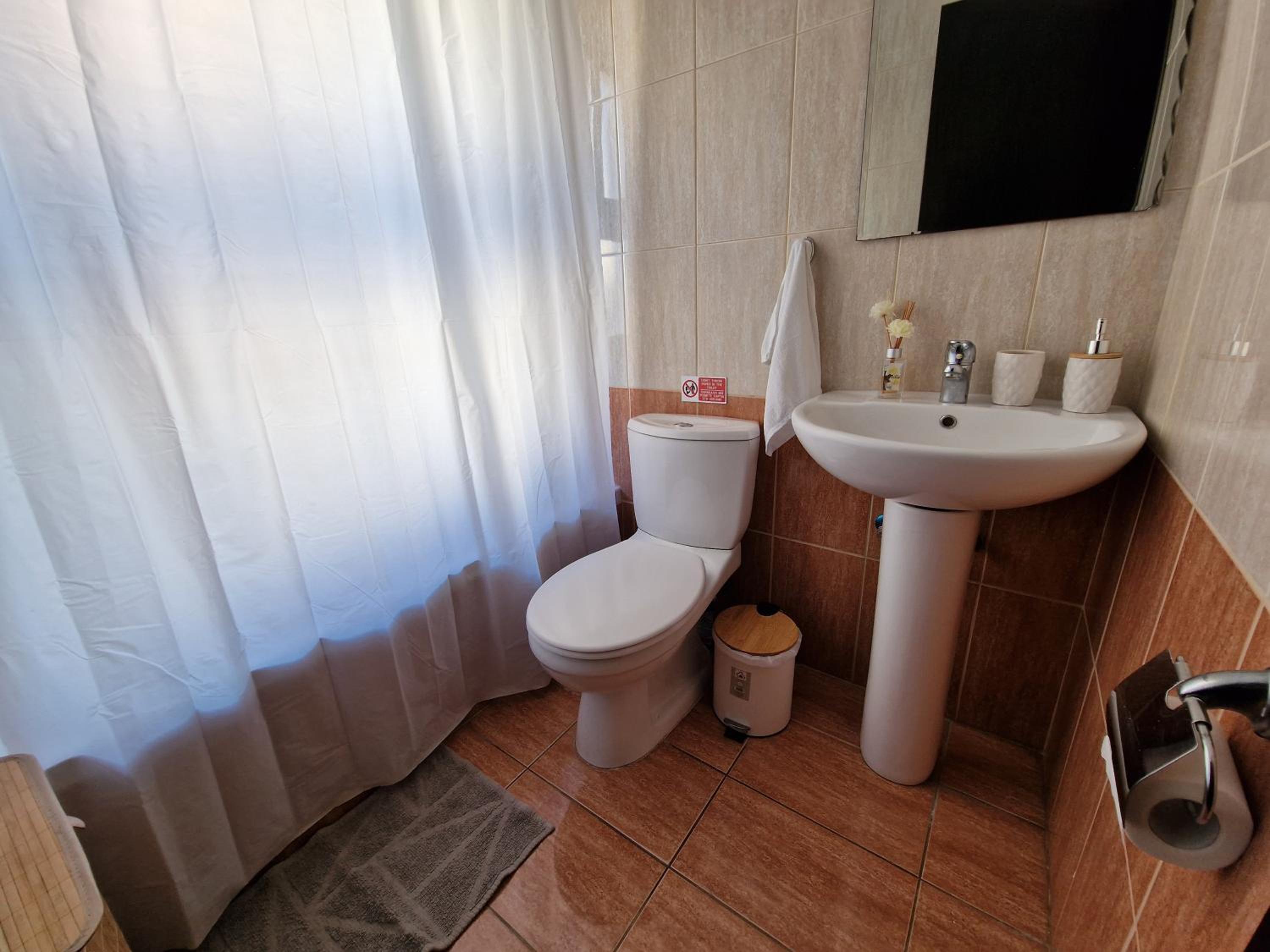 Blue Pearl holiday apartments with pool in kato paphos