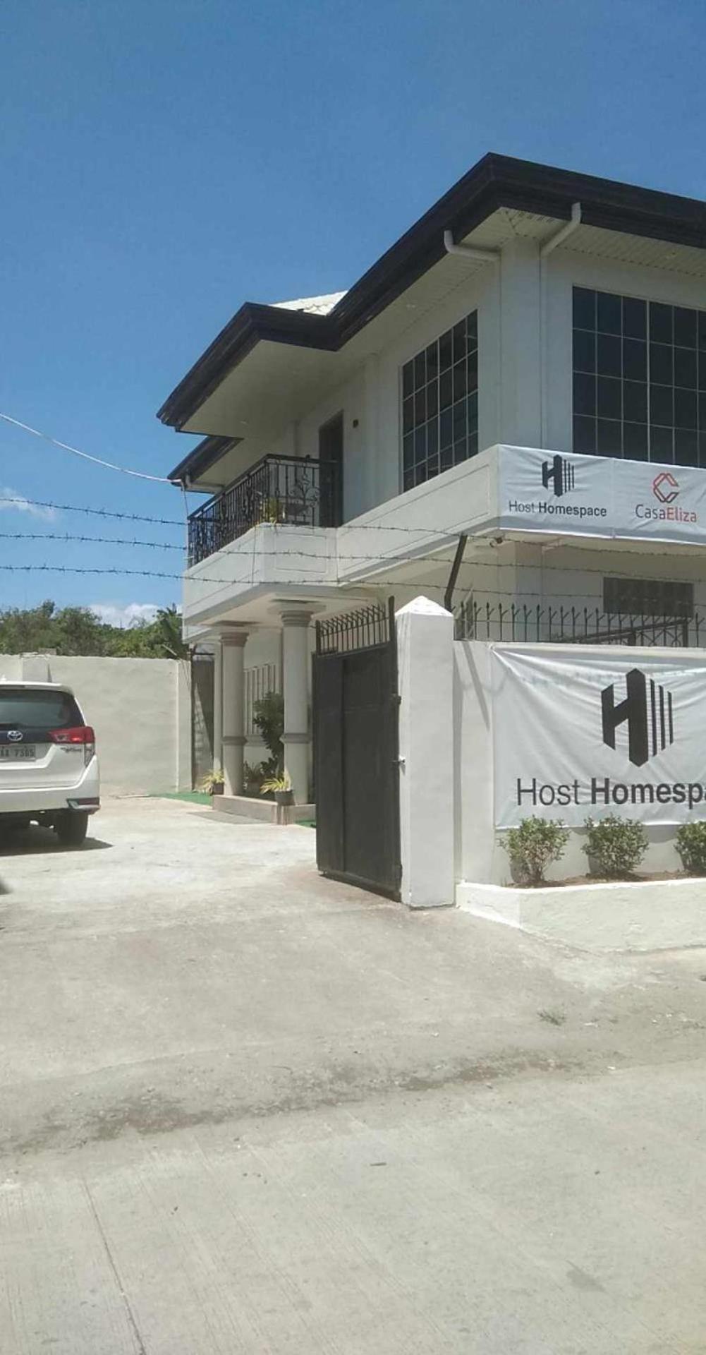 HOST HOMESPACE