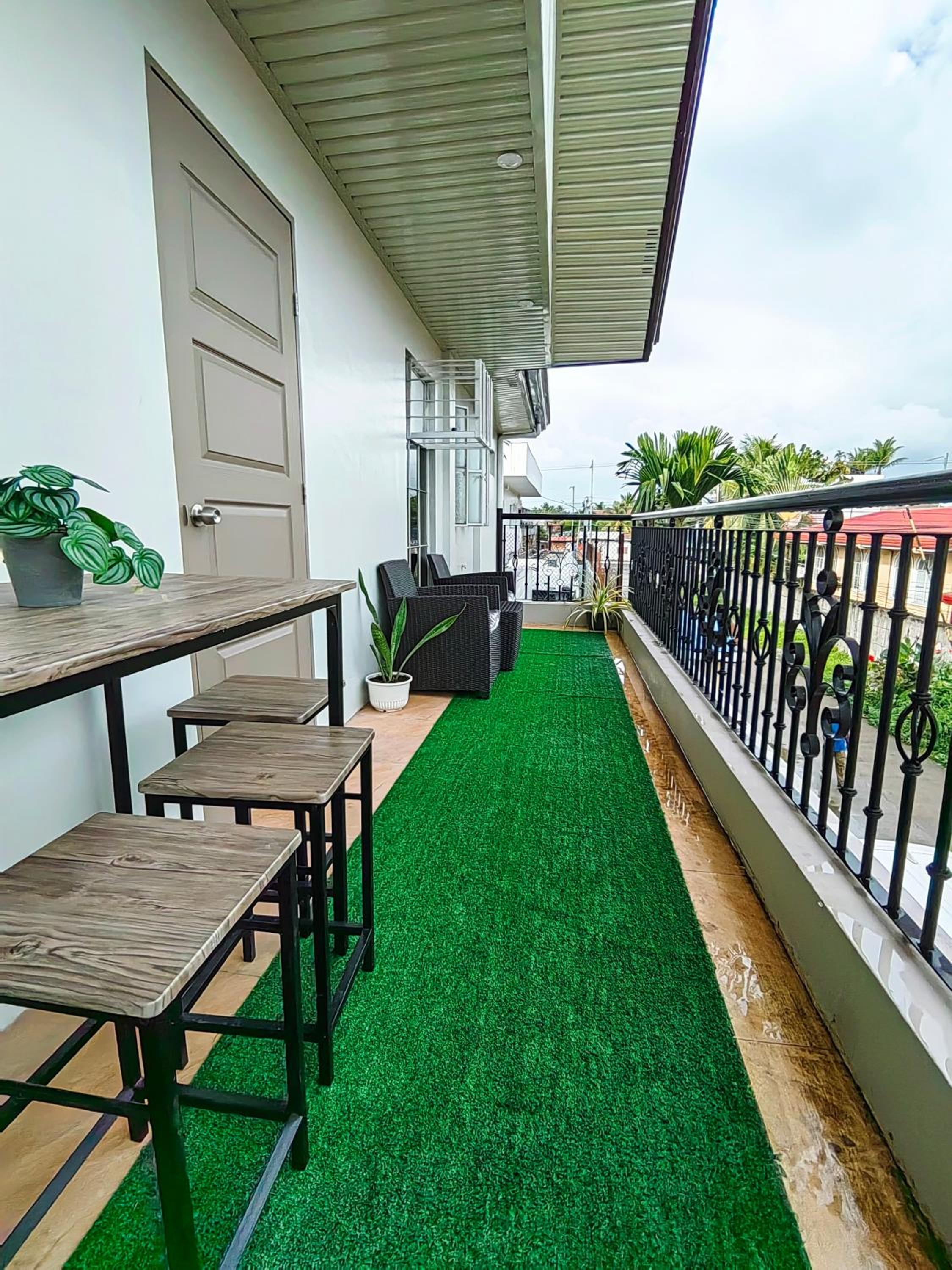 HOST HOMESPACE