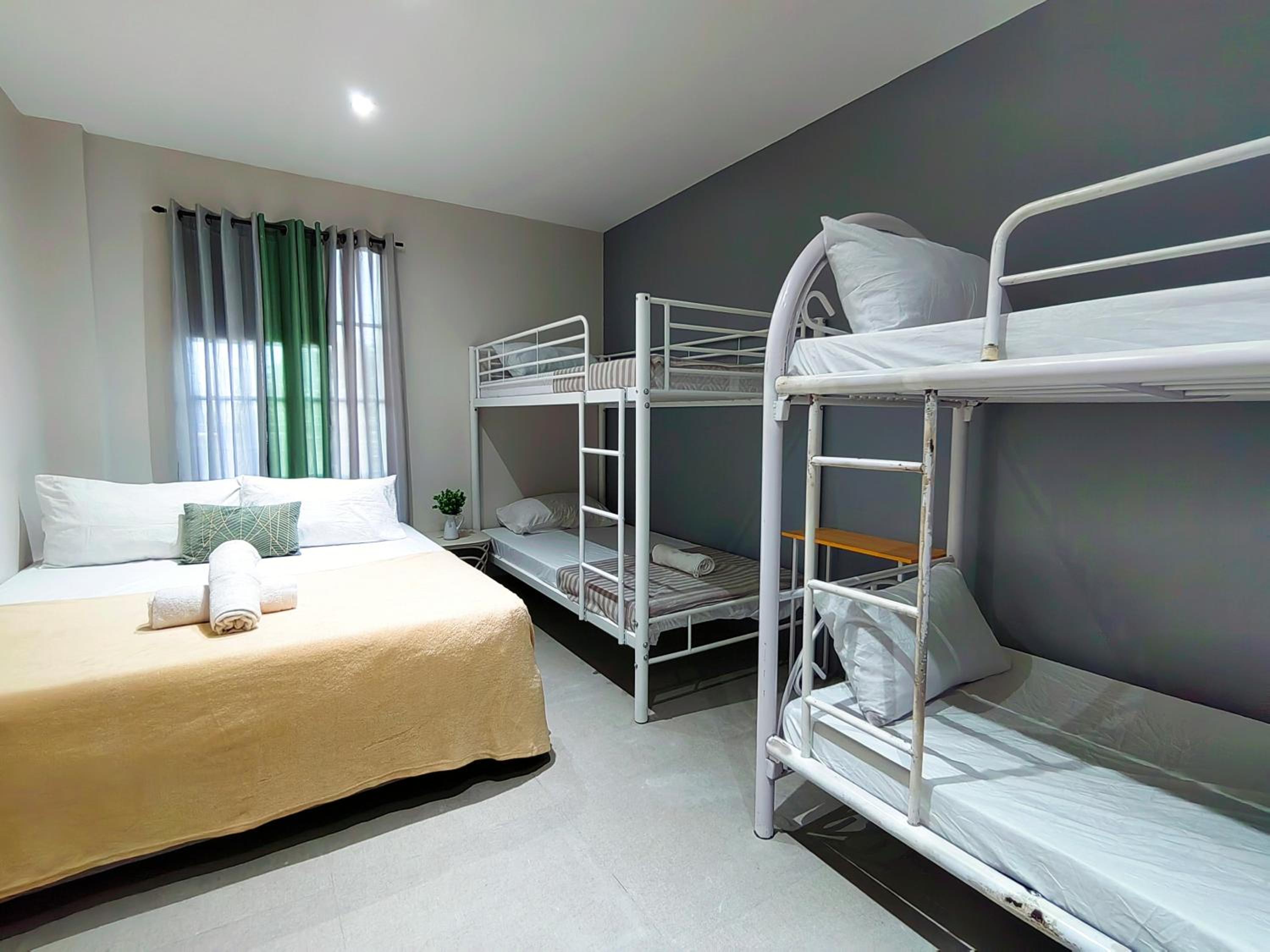 HOST HOMESPACE