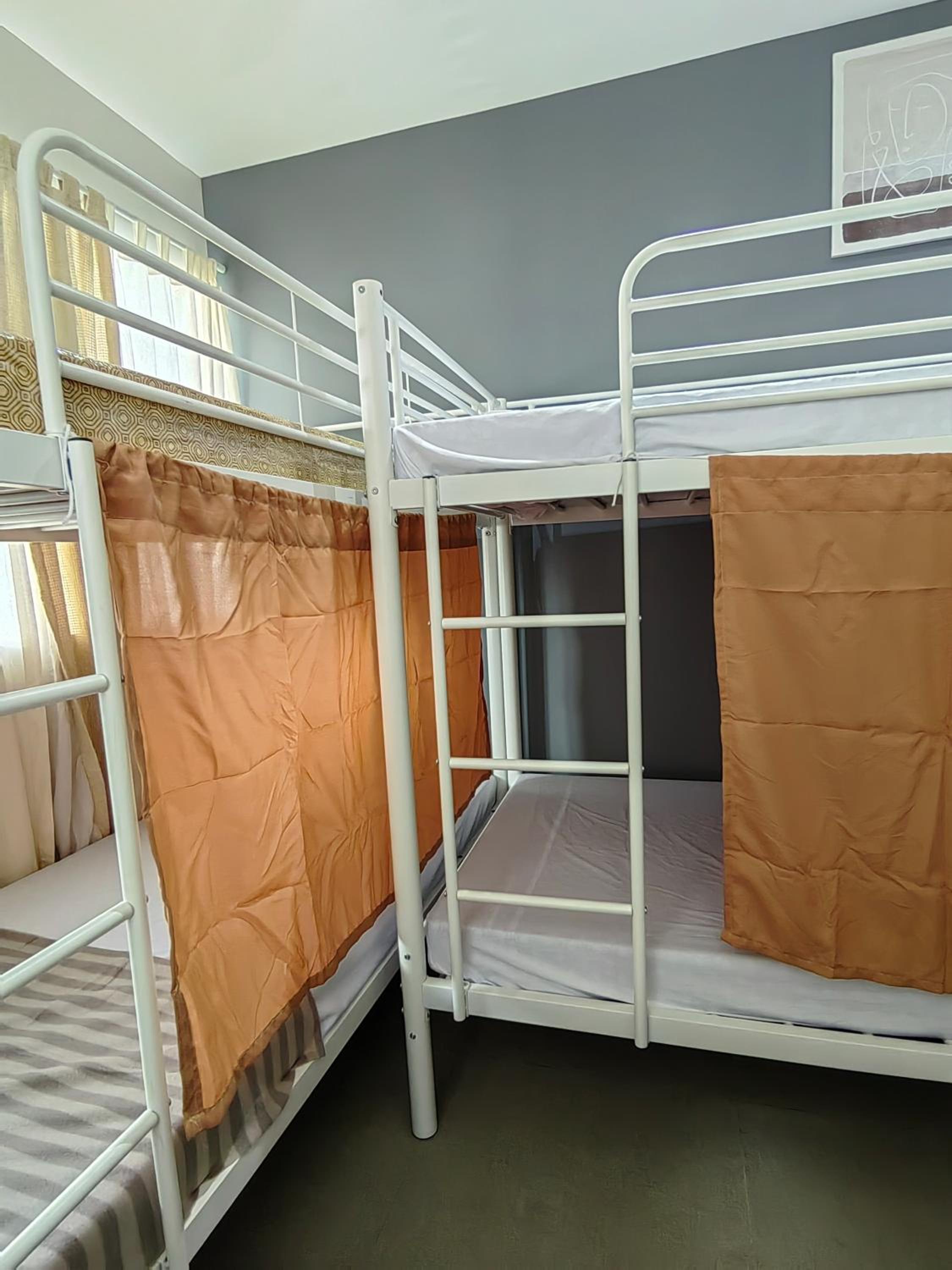 HOST HOMESPACE