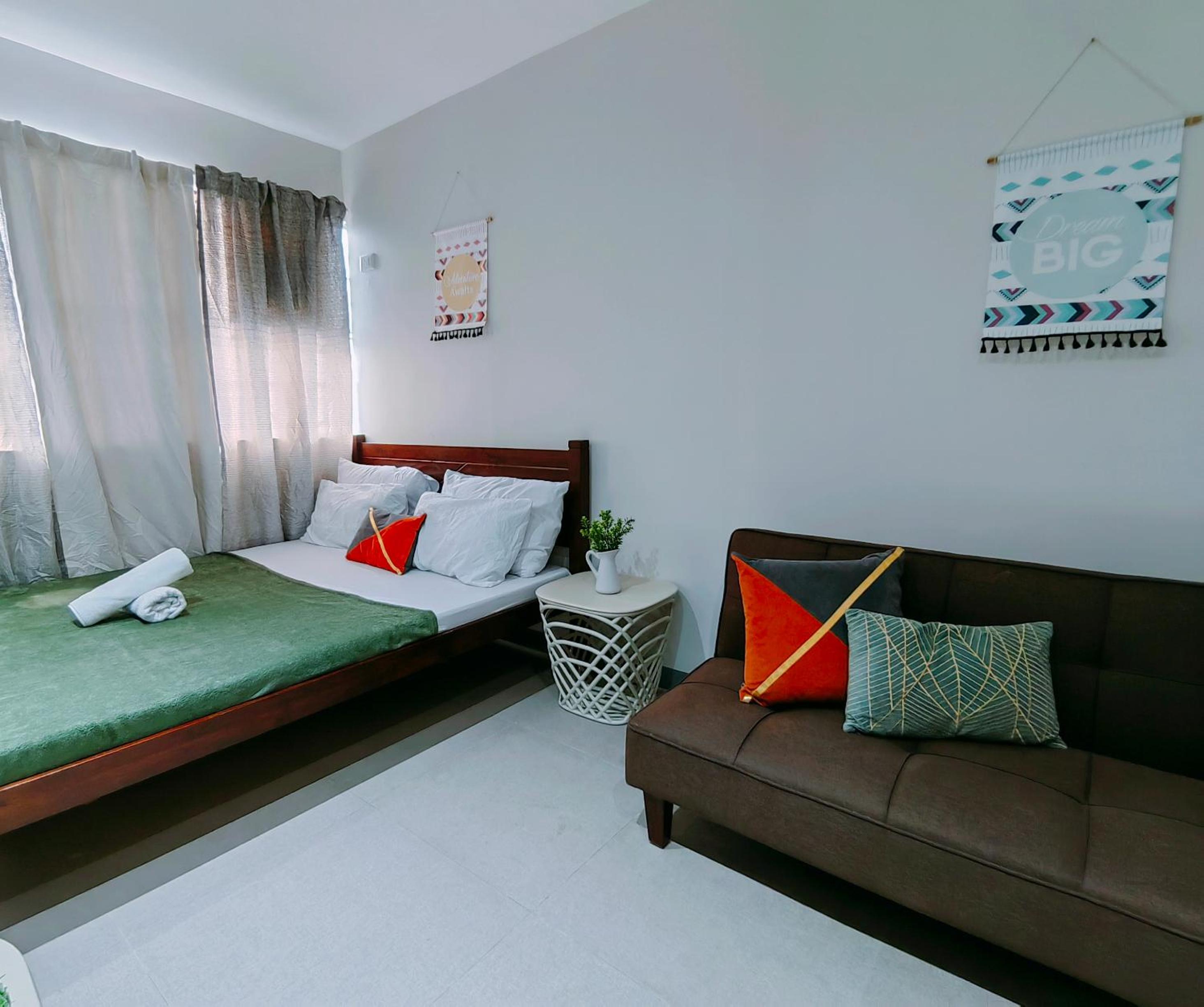 HOST HOMESPACE