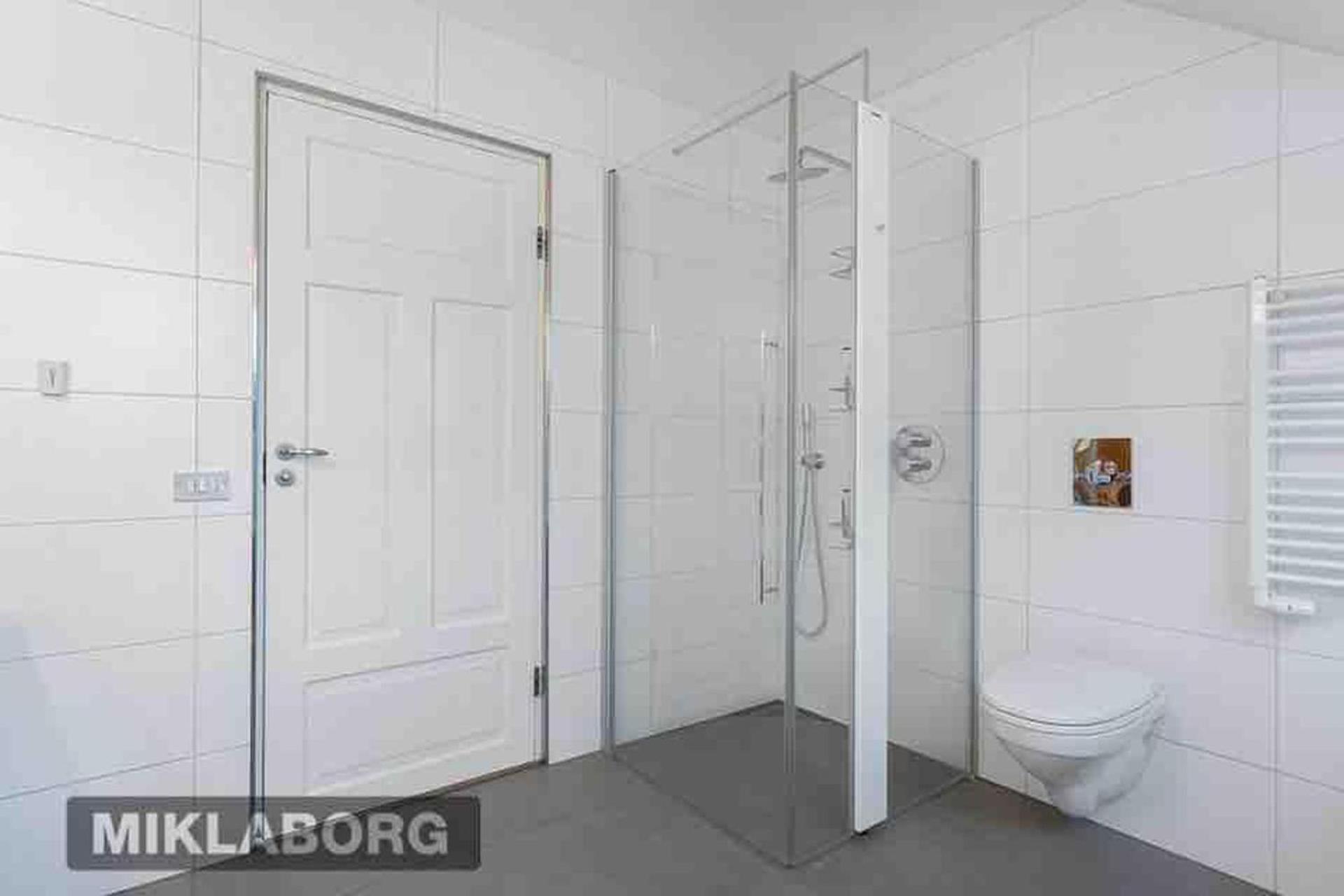 Photo 34