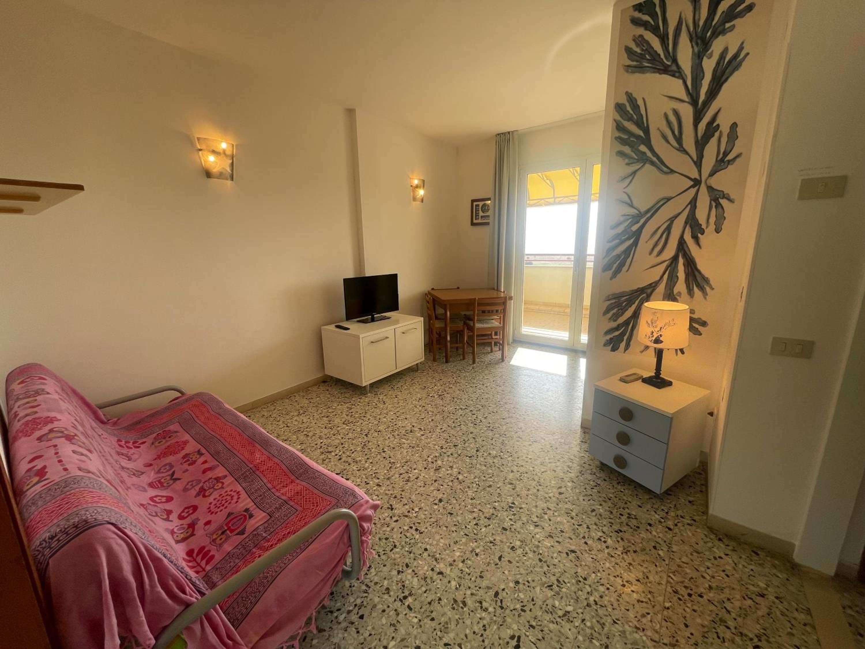 Villa Nave Trilocale con Terrazza Frontemare - Agenzia Cocal view 3