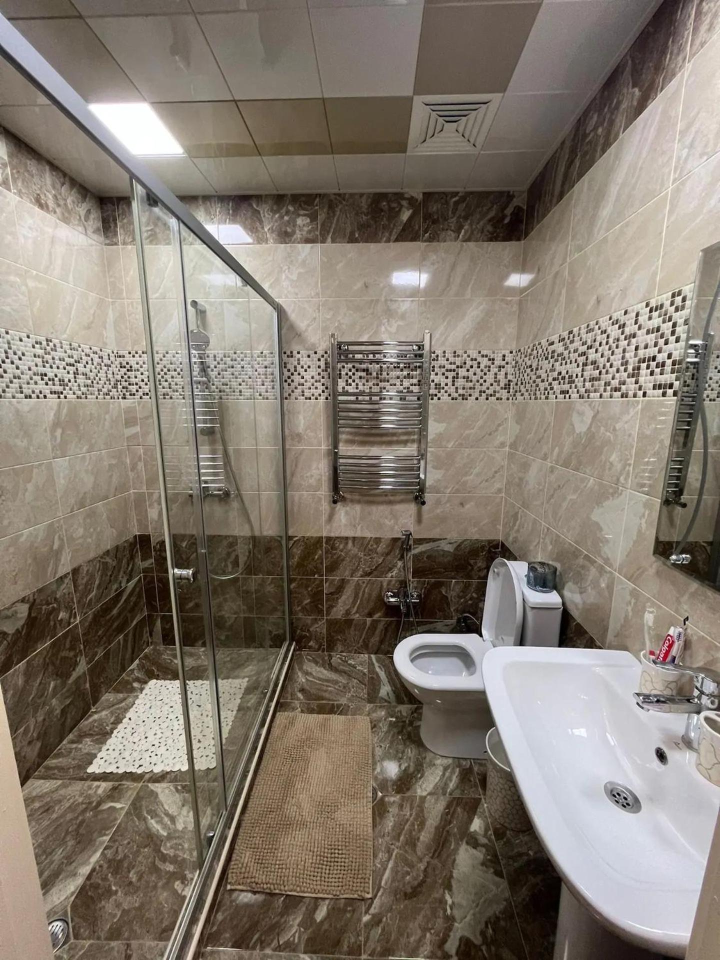 LUXUARY NEW Build One Bedroom Apartment,Northern Avenue,Centre