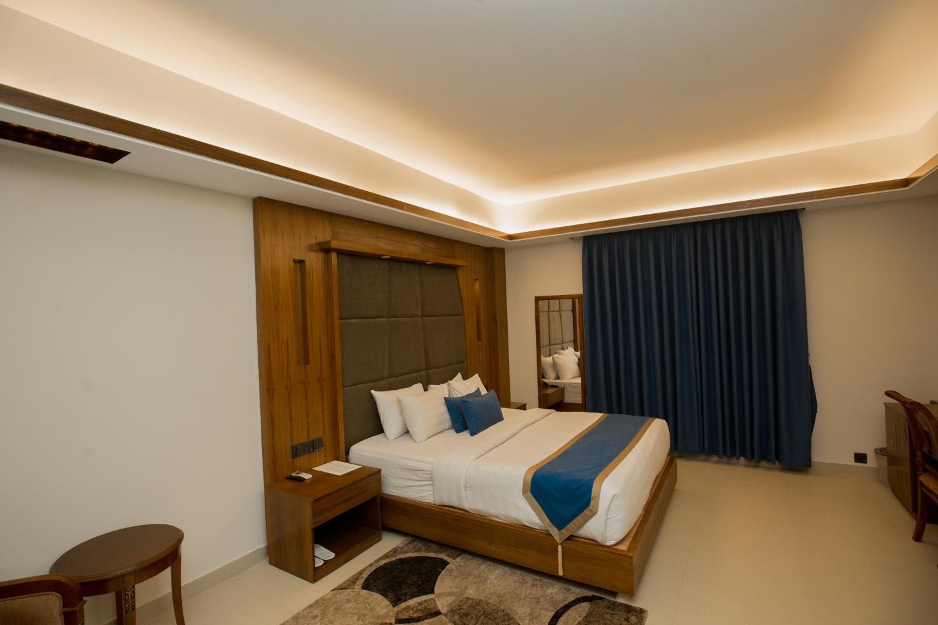 Shaira Garden Hotel & Resorts