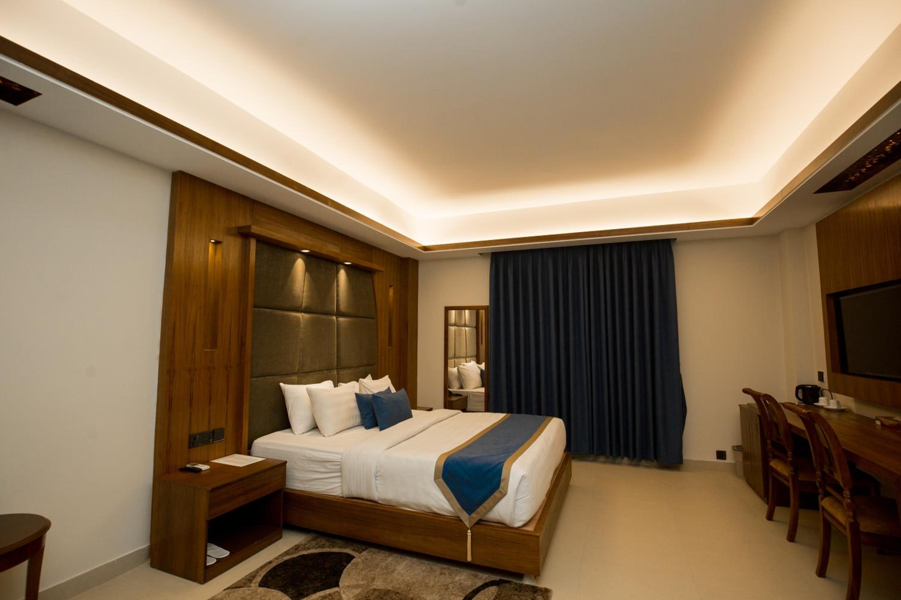 Shaira Garden Hotel & Resorts