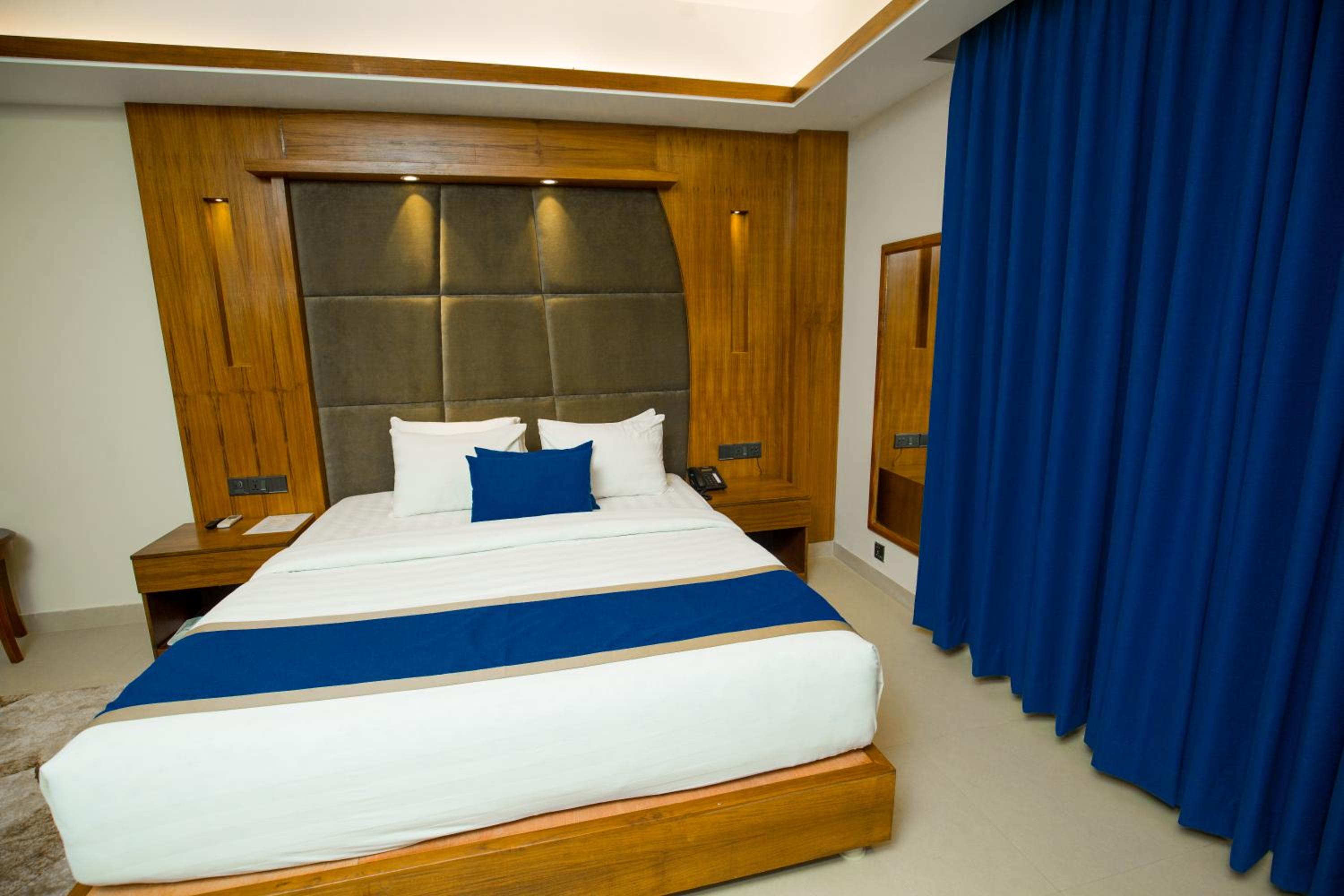 Shaira Garden Hotel & Resorts