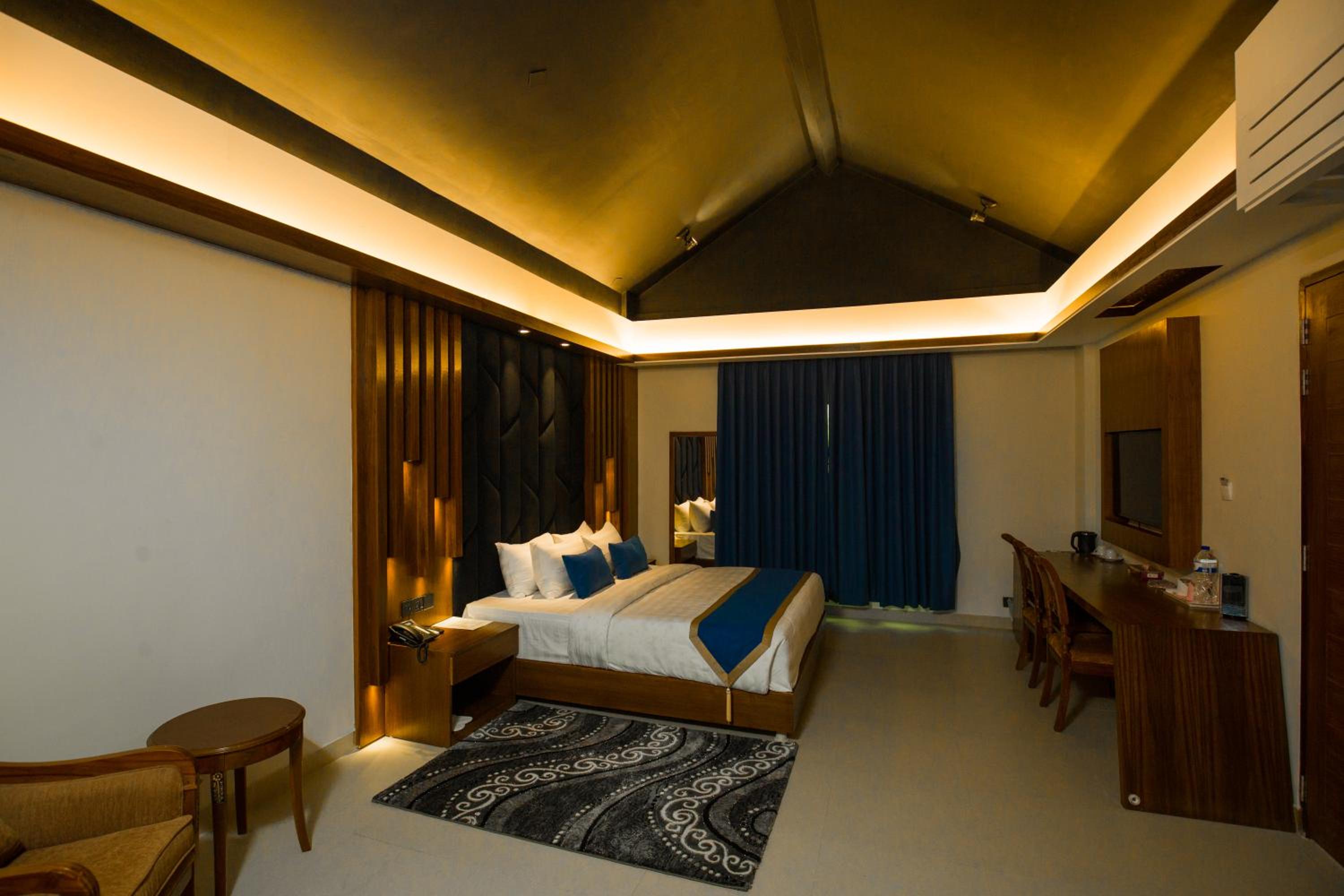 Shaira Garden Hotel & Resorts