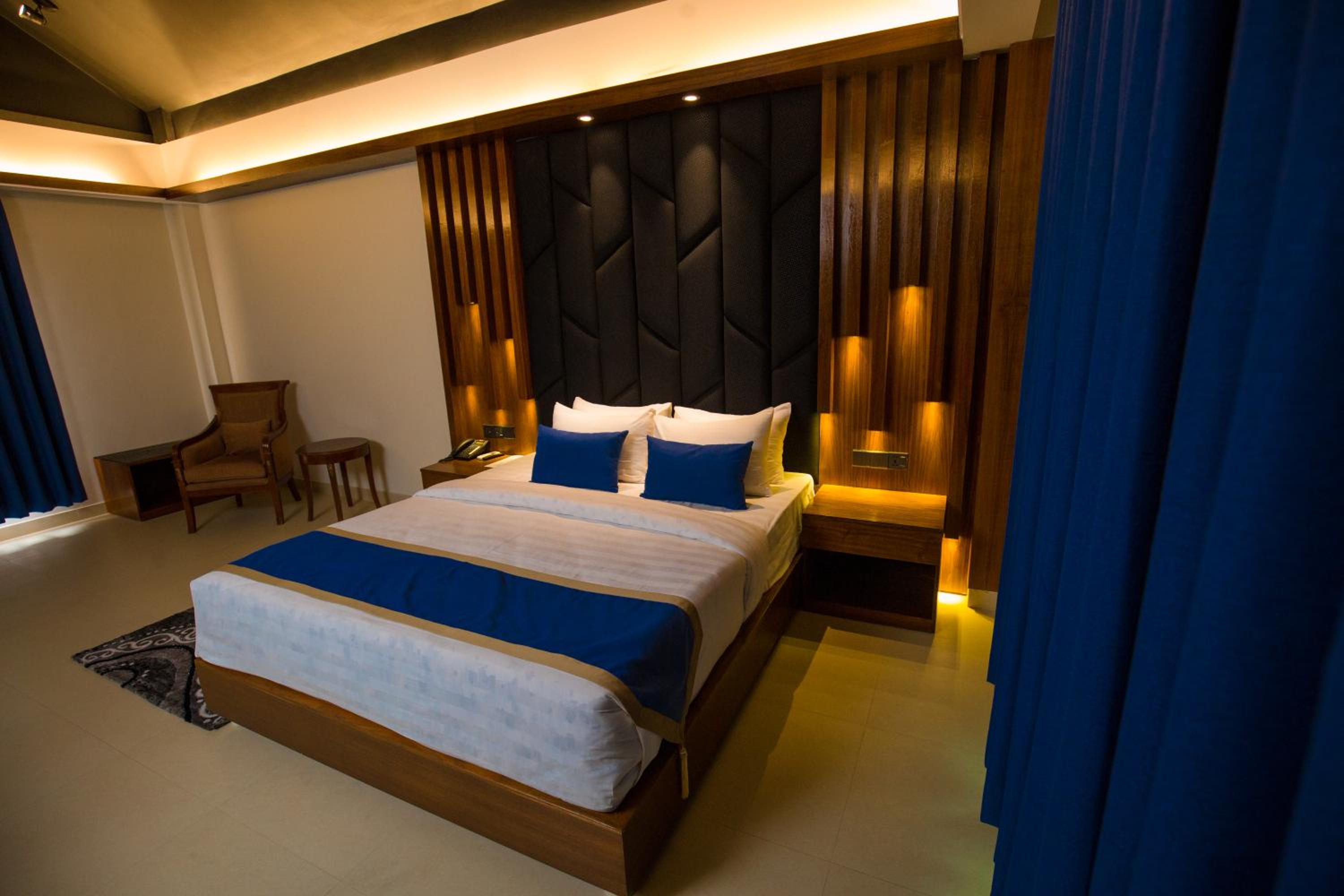 Shaira Garden Hotel & Resorts