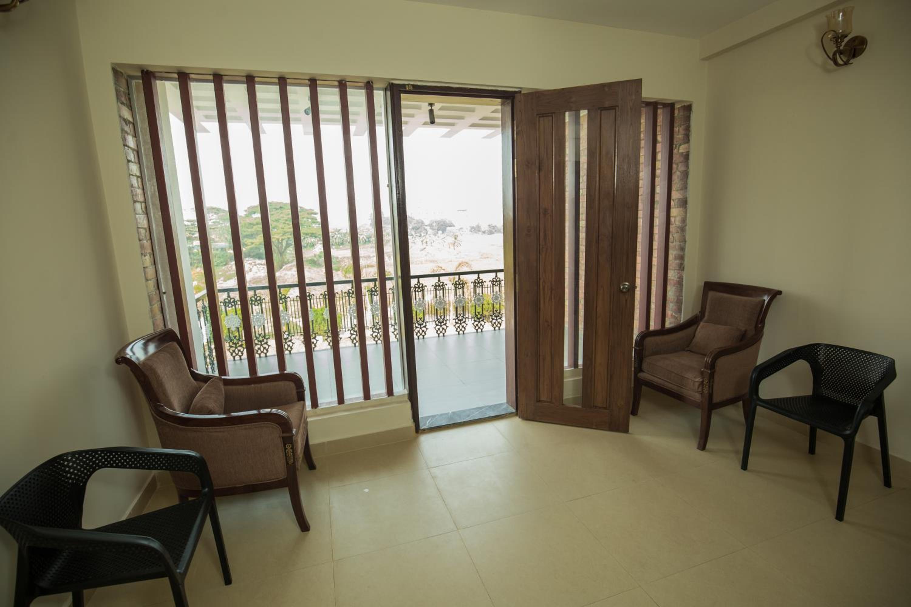Shaira Garden Hotel & Resorts