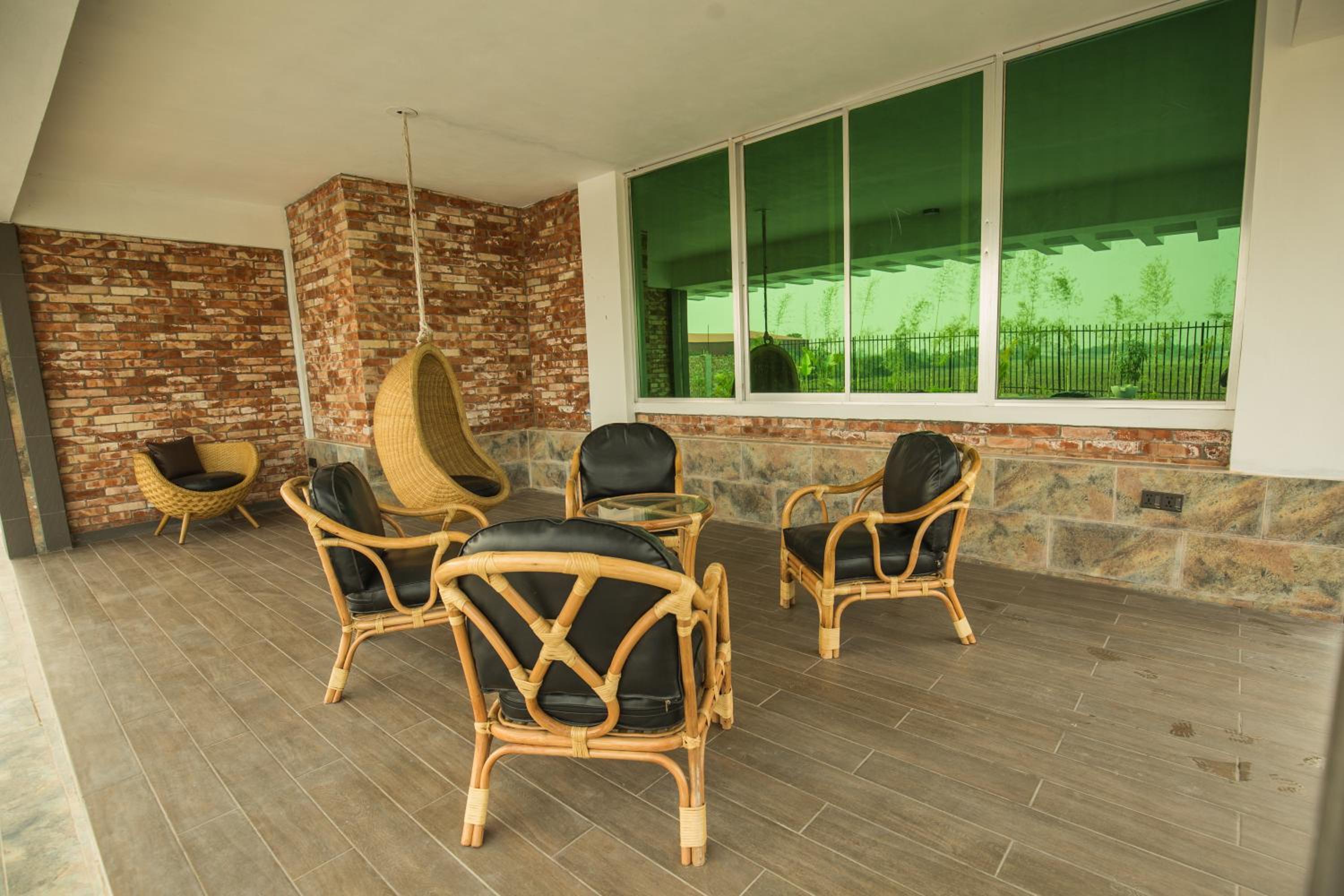 Shaira Garden Hotel & Resorts