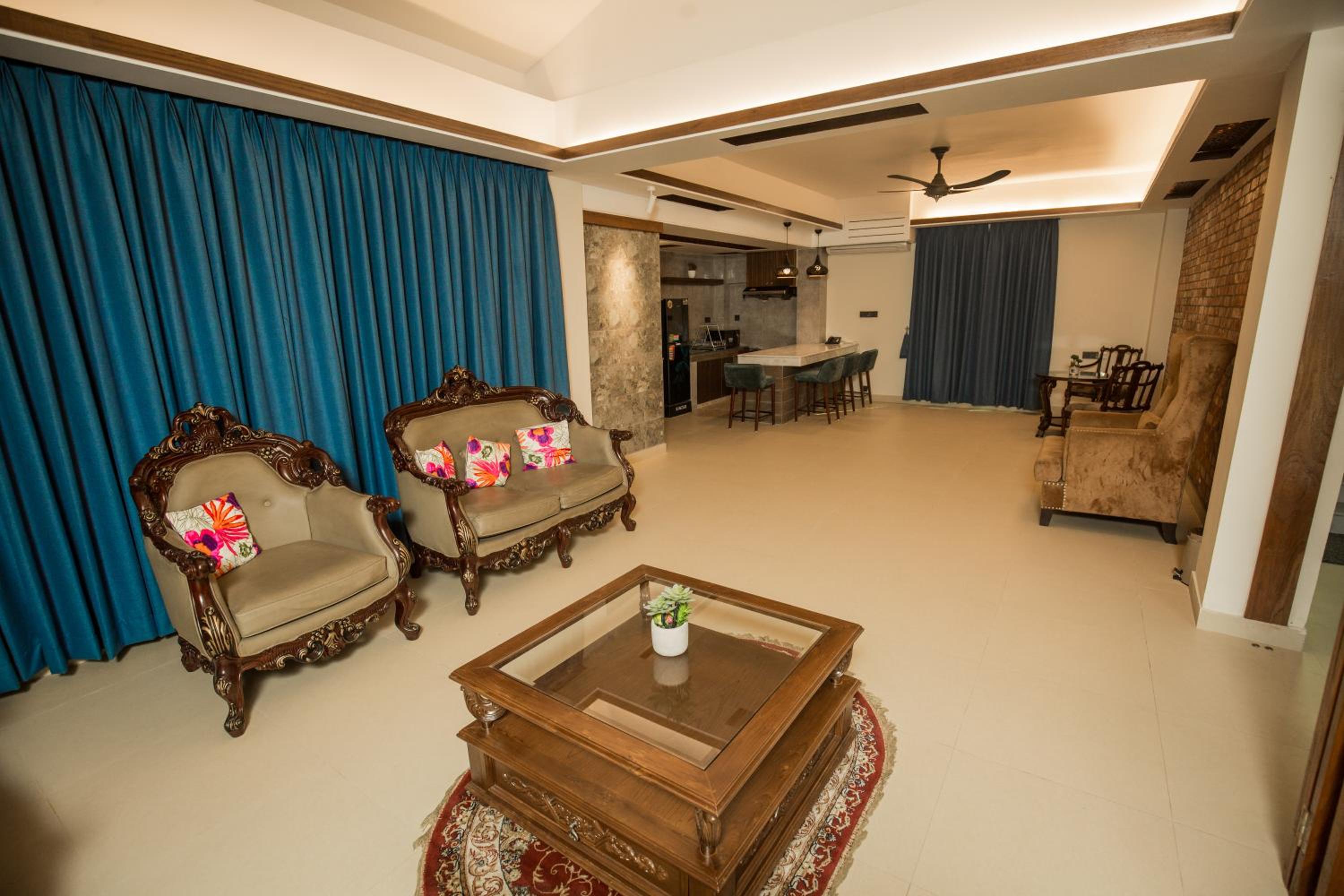 Shaira Garden Hotel & Resorts