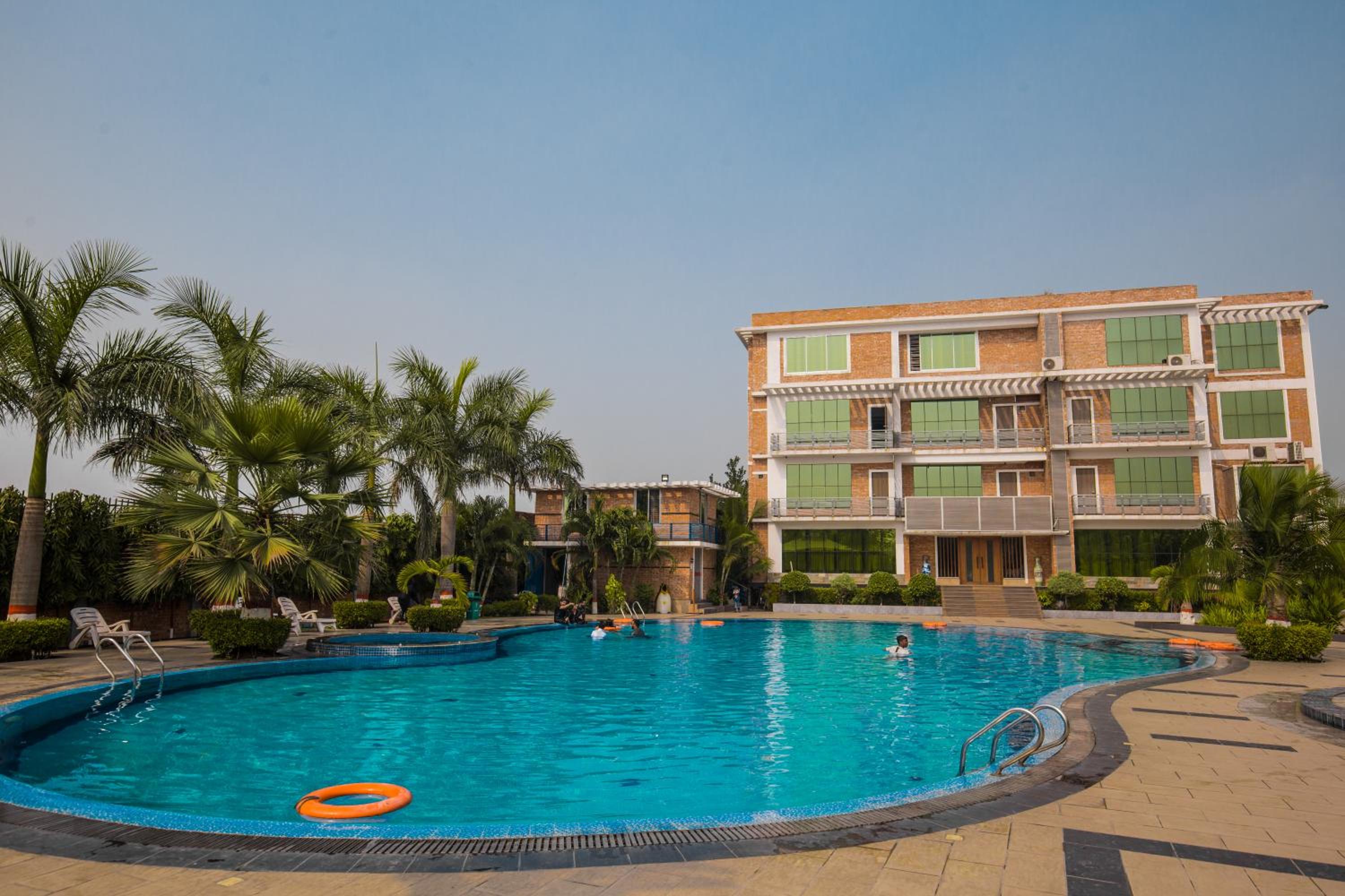 Shaira Garden Hotel & Resorts