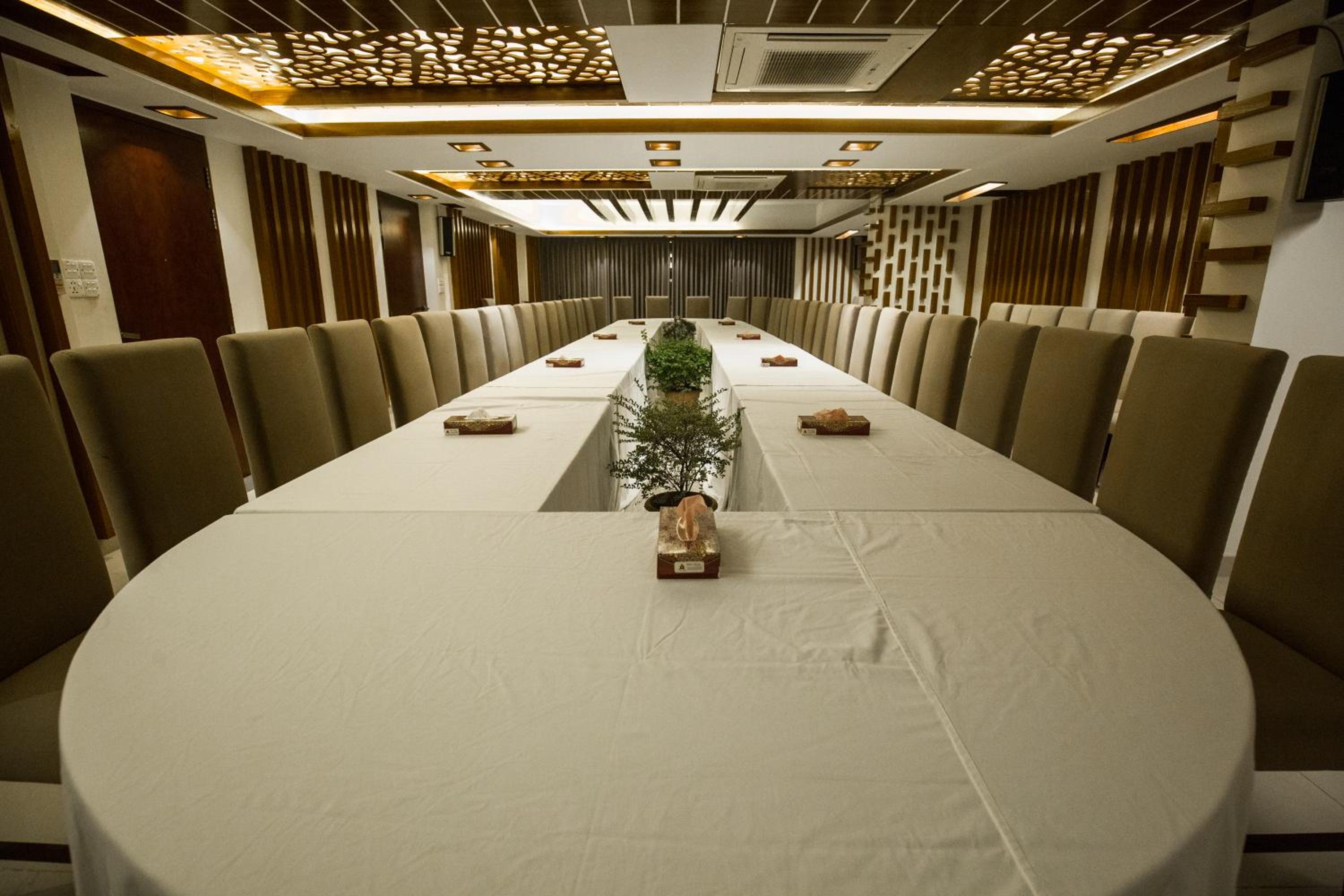 Shaira Garden Hotel & Resorts