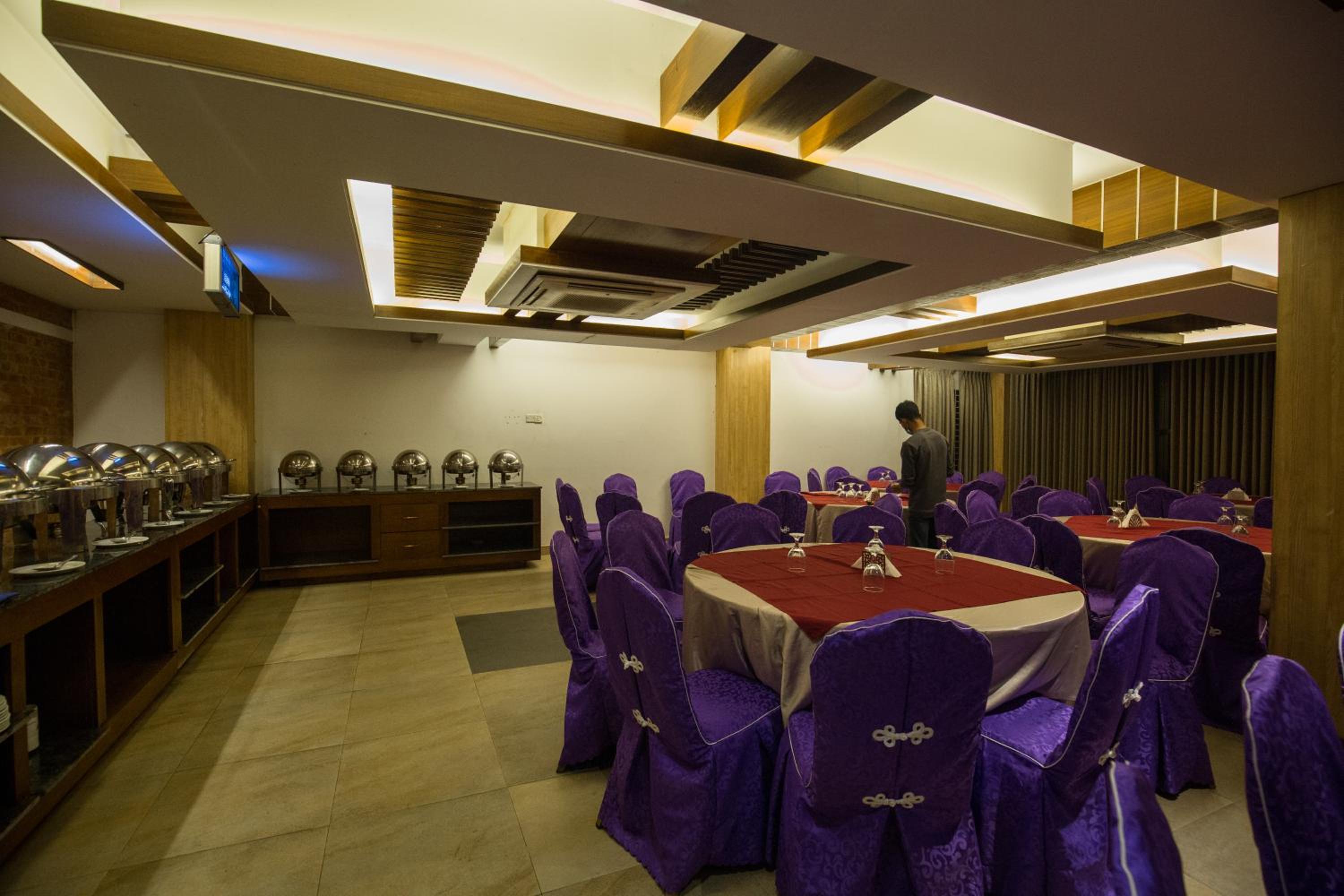 Shaira Garden Hotel & Resorts