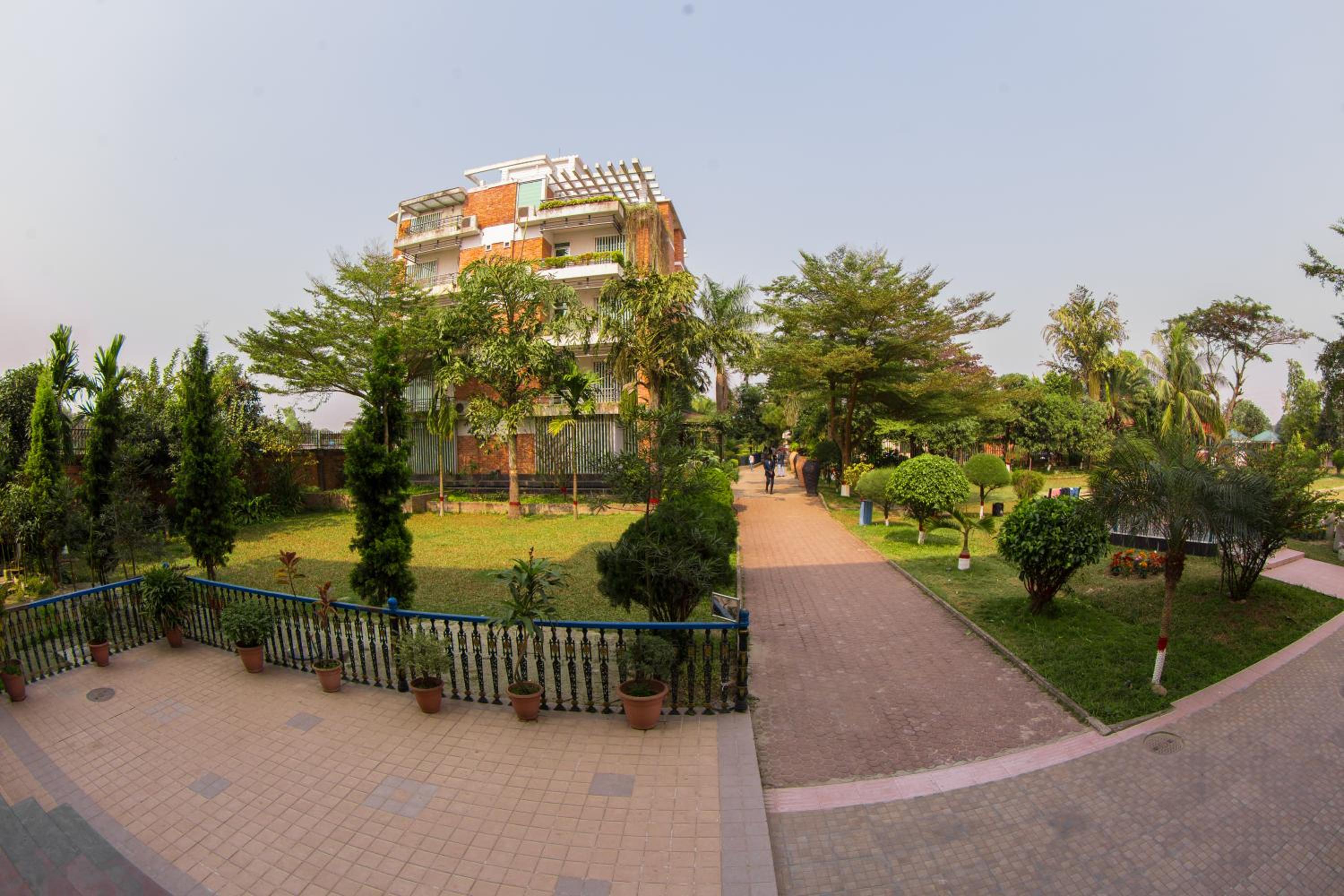 Shaira Garden Hotel & Resorts