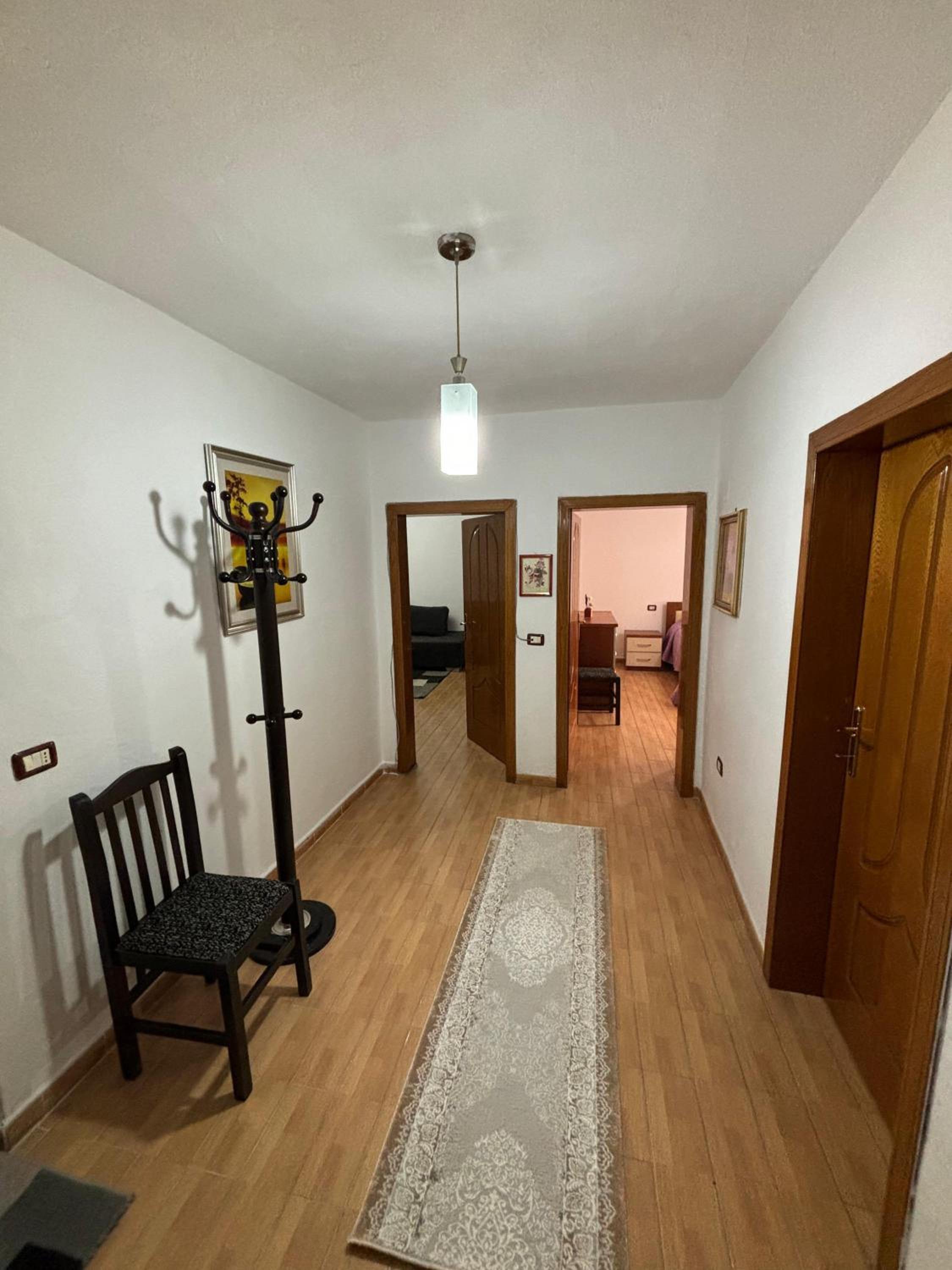 Aron'apartament in center