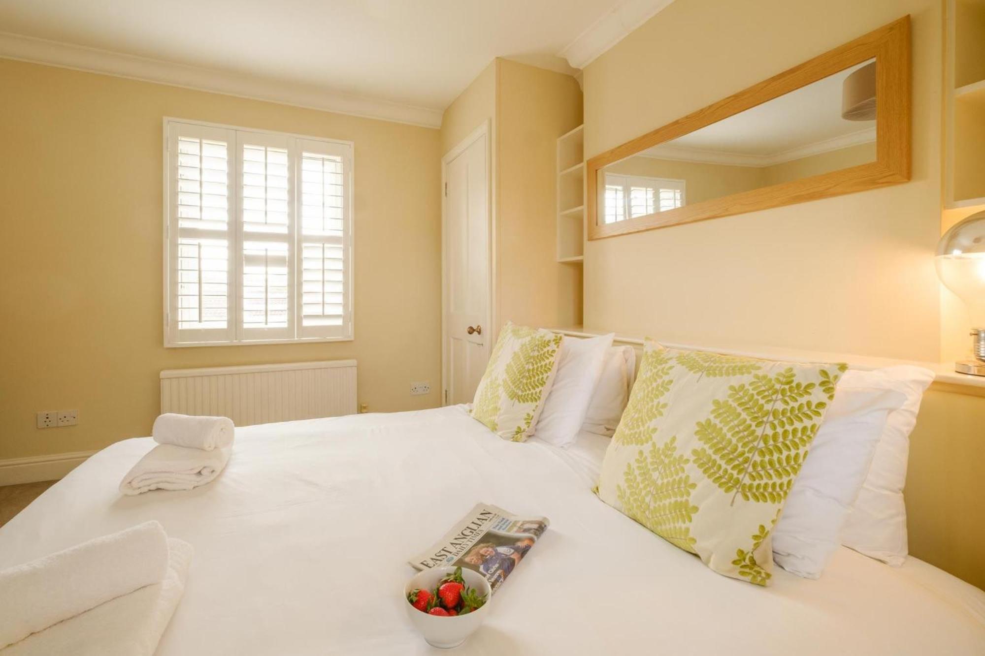 Tanyard House