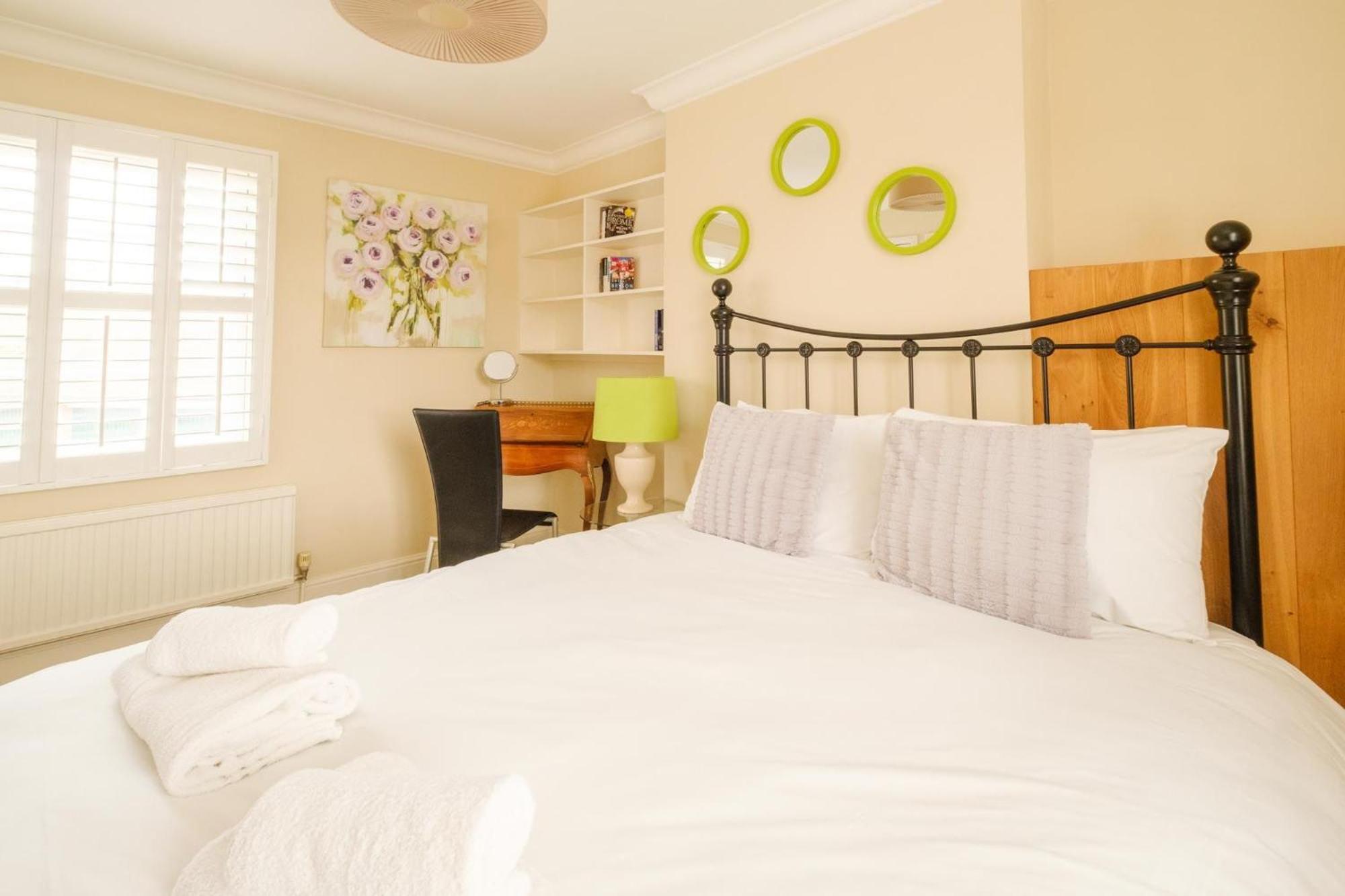 Tanyard House