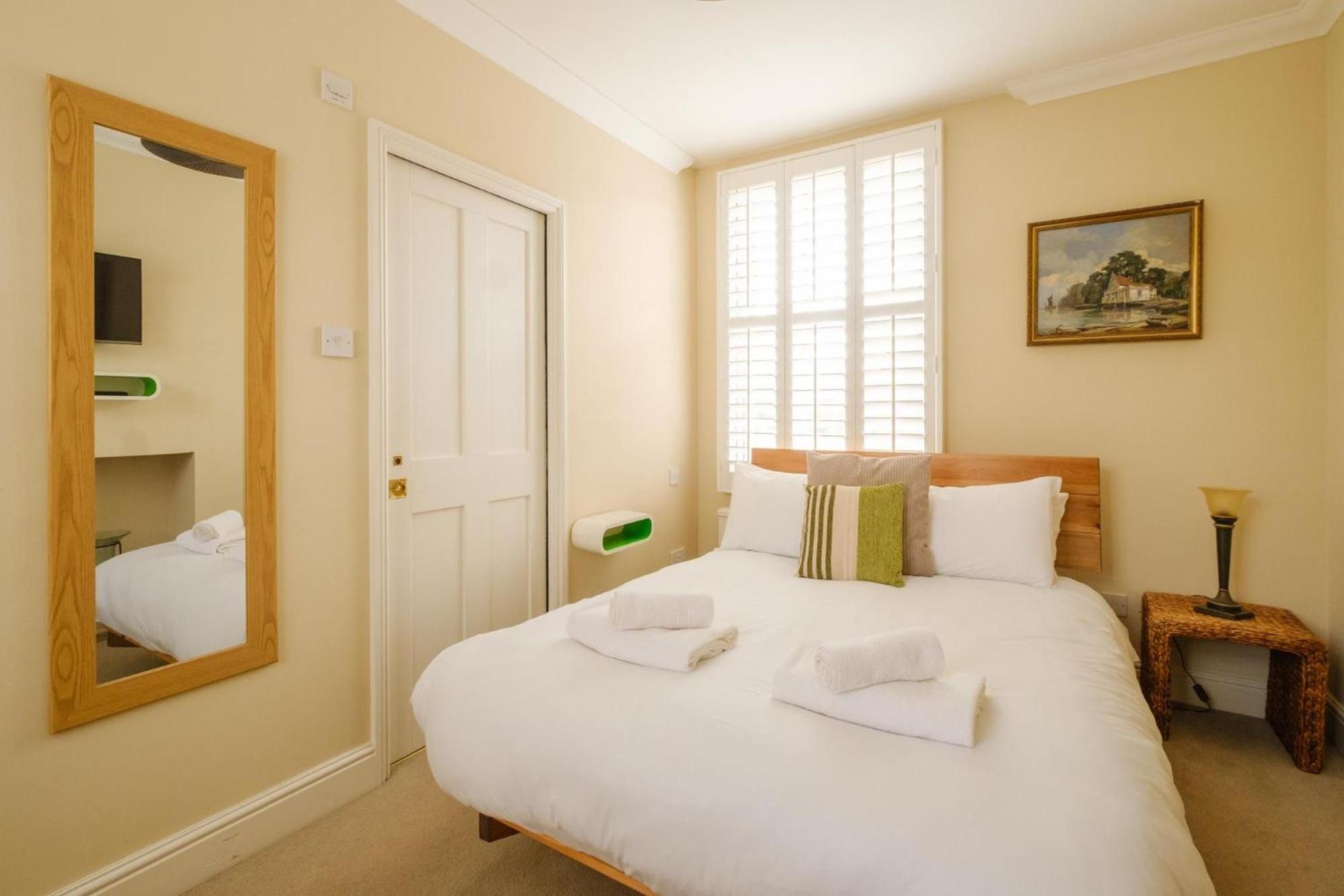 Tanyard House