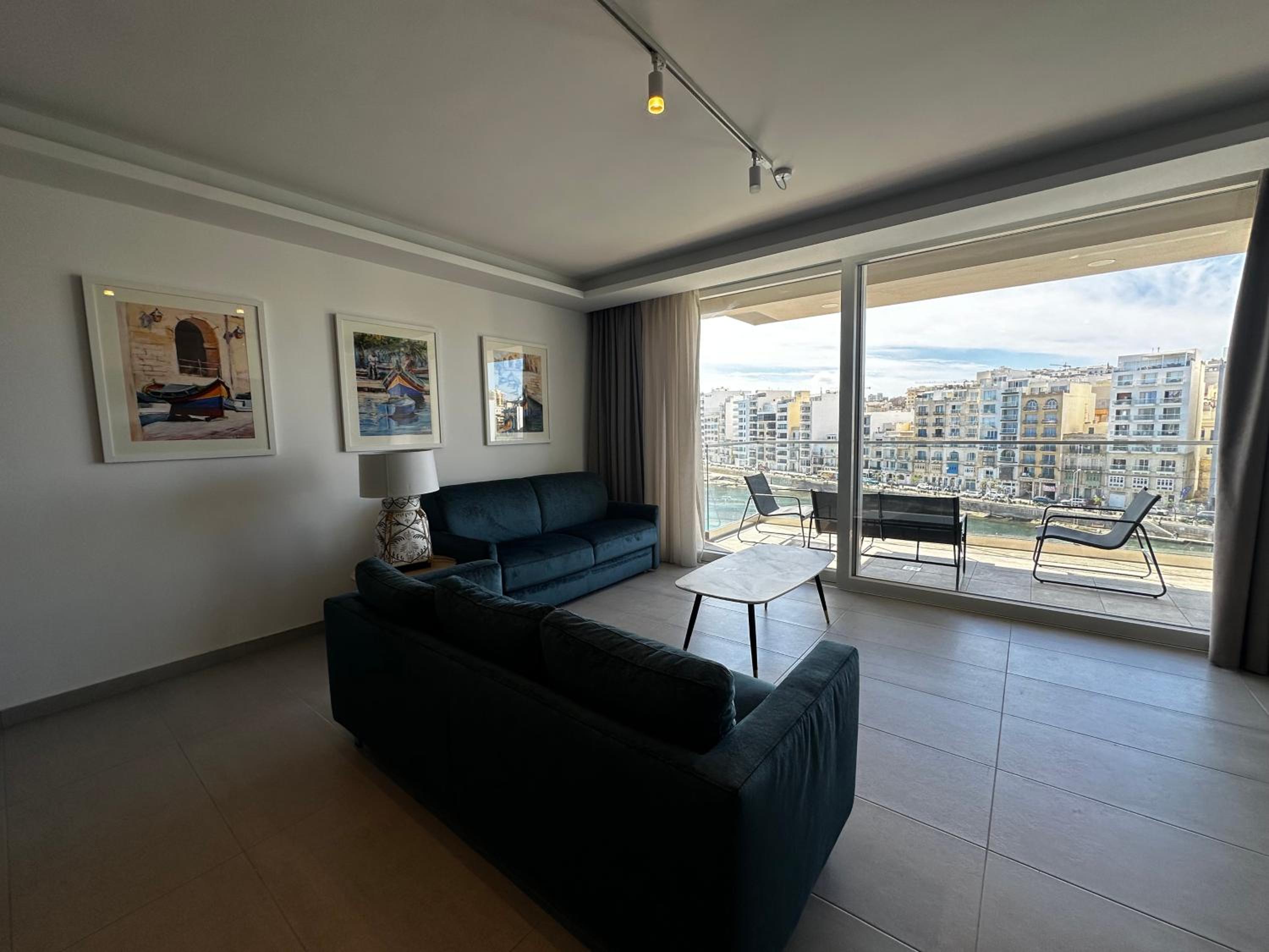 86 Spinola Bay, photo 33