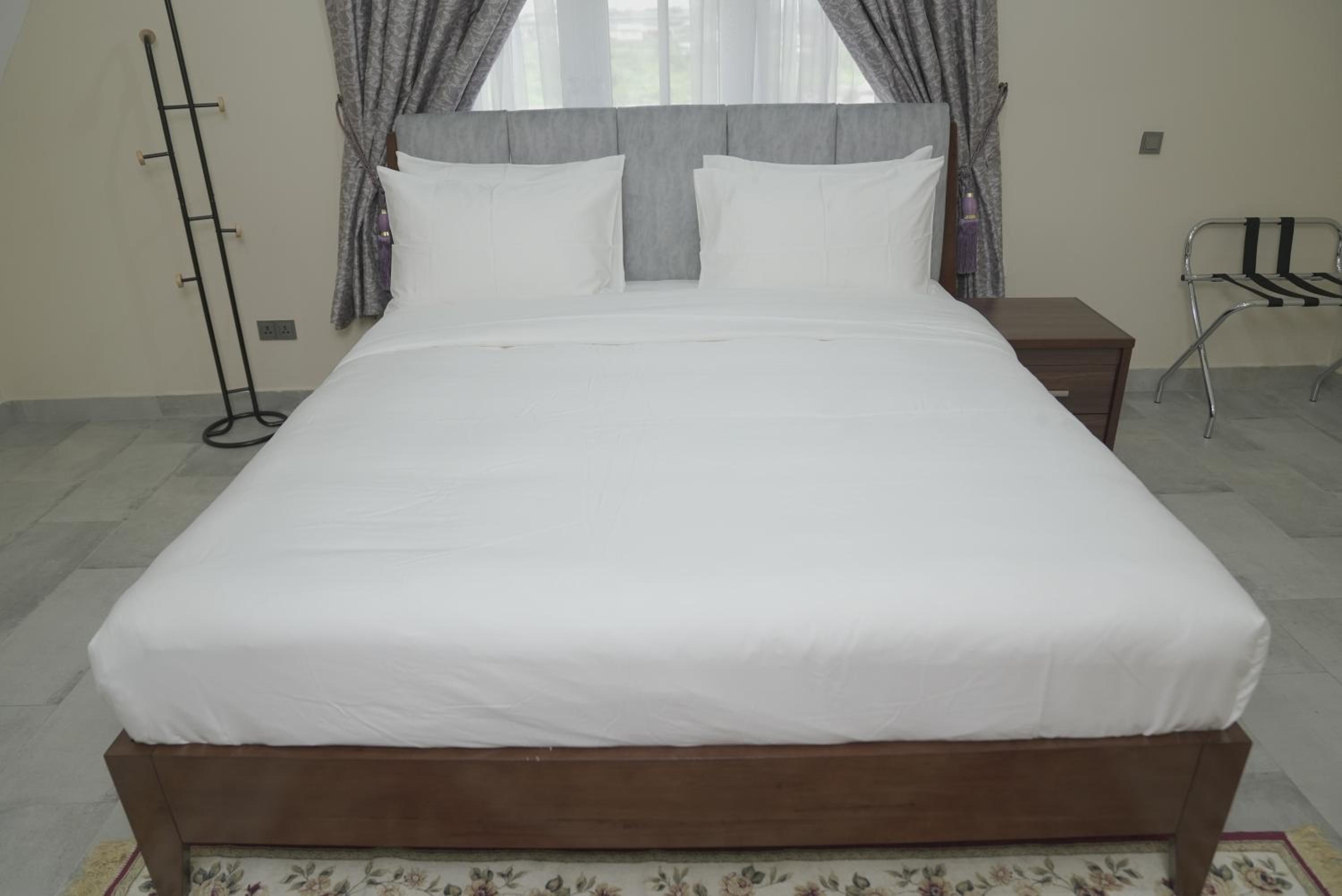 Hayat Apartments & Homes