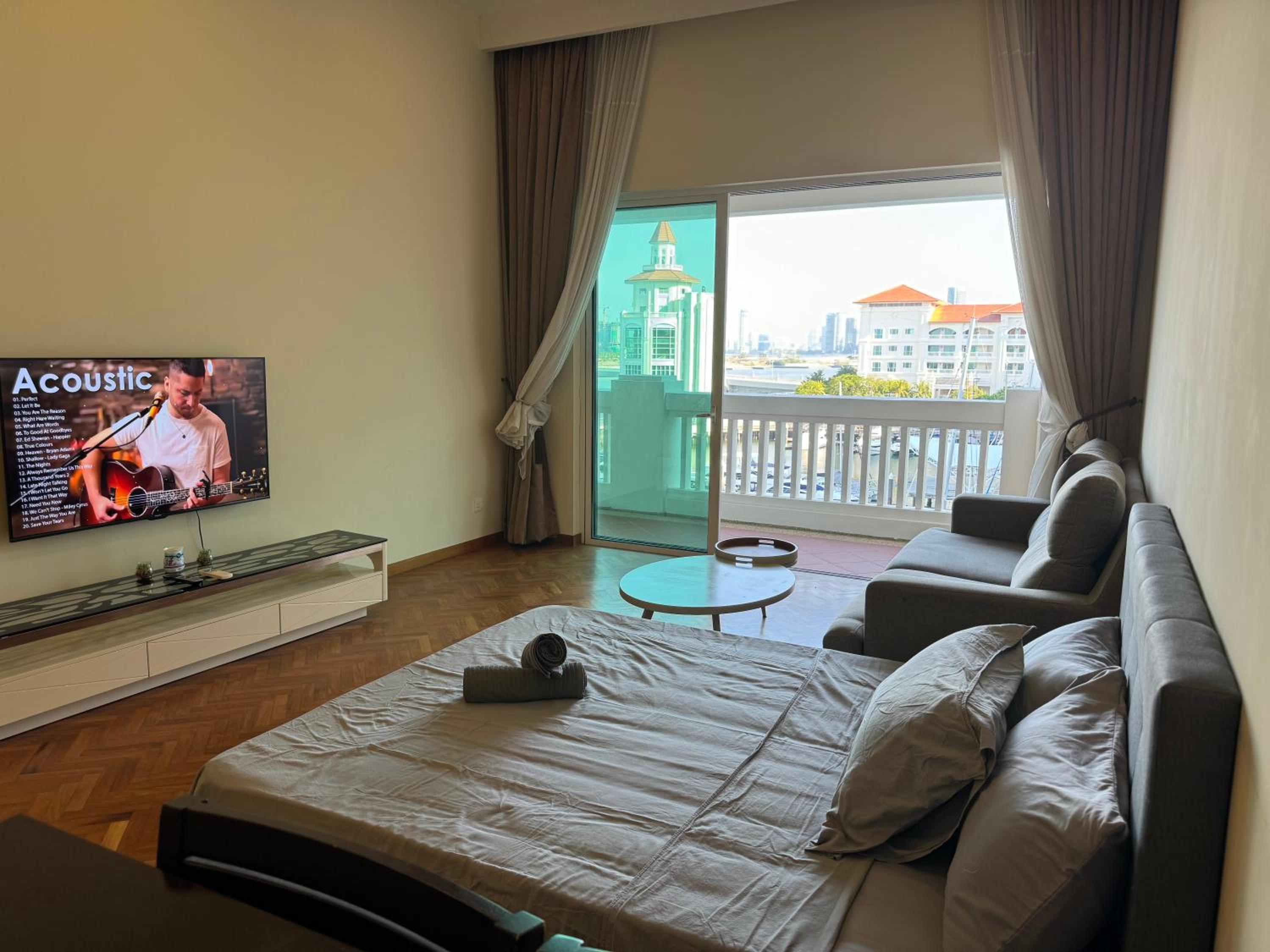 Lucky Waterfront at Straits Quay Seaview or Non view 3