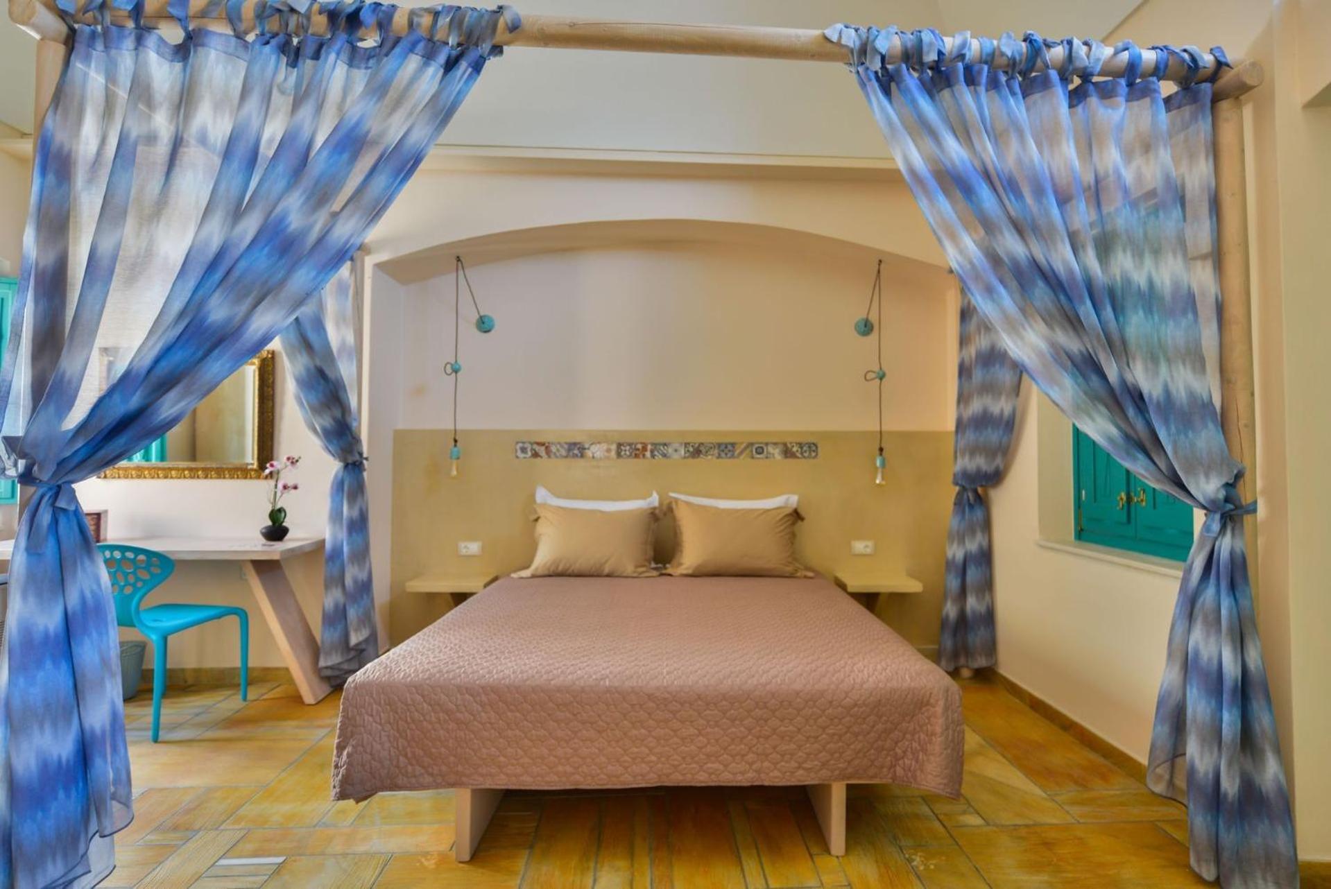 Beautiful Santorini Villa | 2 Bedrooms | Villa Elite | Amazing Sea Views and Outdoor Hot Tub | Oia photo 2