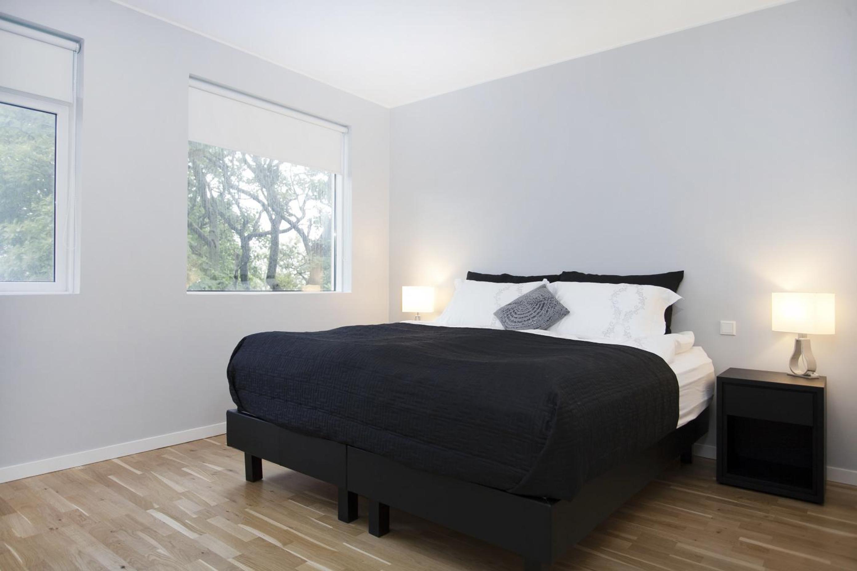 Blue Luxury Apartments view 4