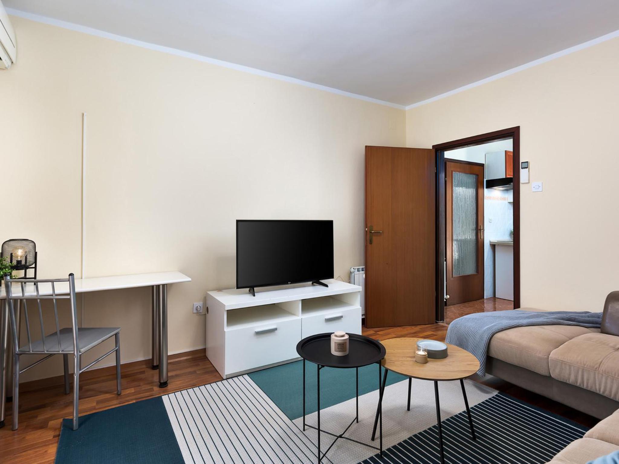 Marisan Seaview Apartment view 4