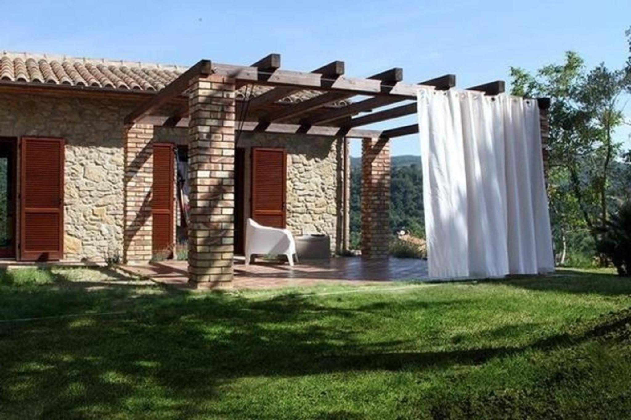 Ferienhaus In Montescudaio Mit Großem Garten view 3