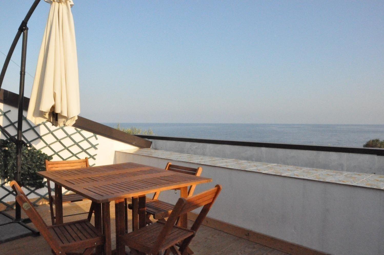 Apartment mit Terrasse en Santa Tecla — balance & terrace