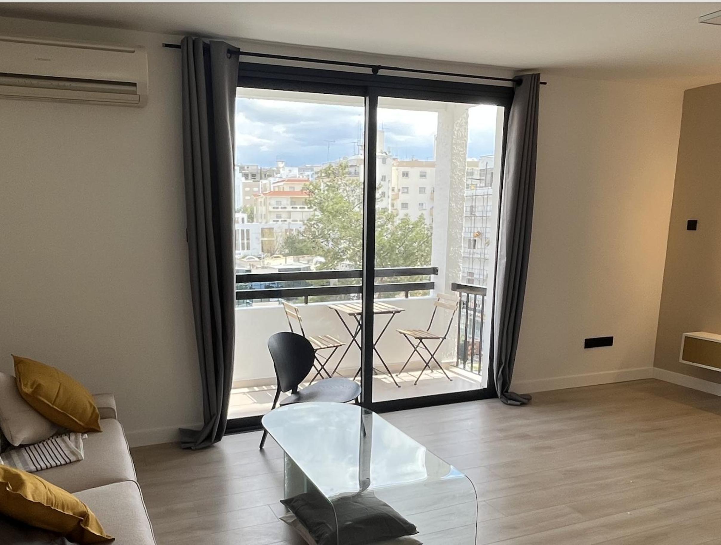 Modern 2bed in the centre