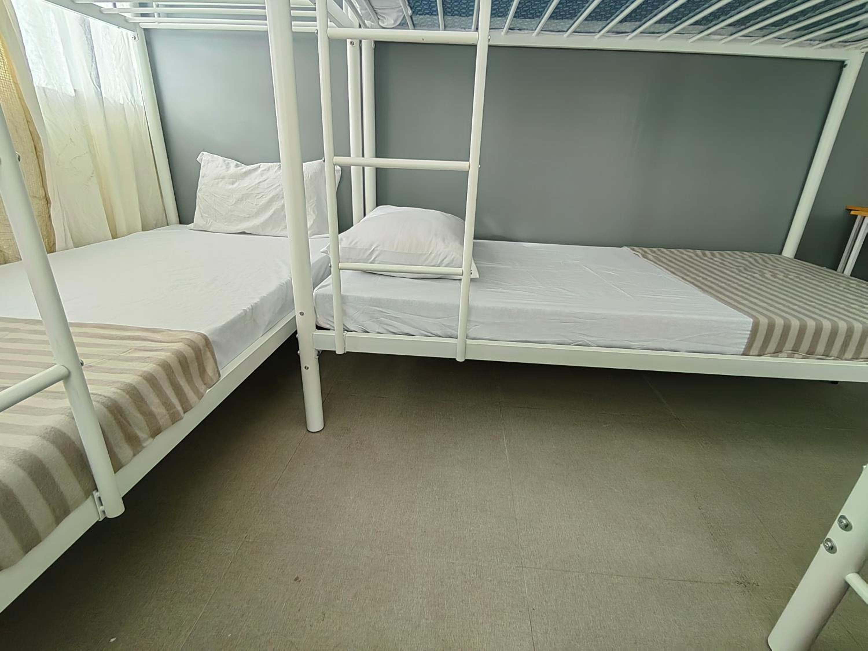 HOST HOMESPACE