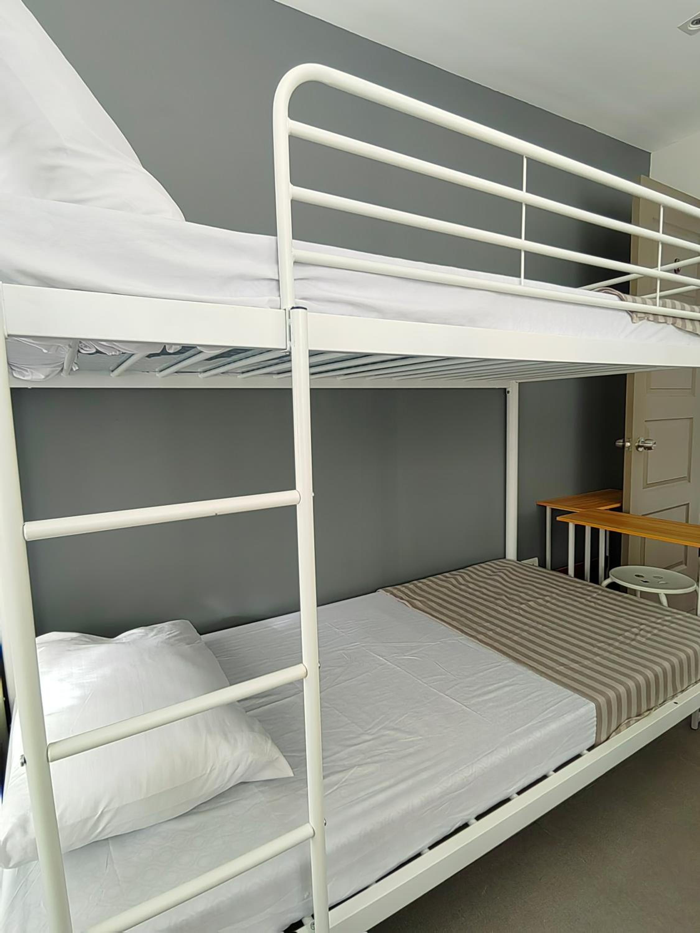 HOST HOMESPACE