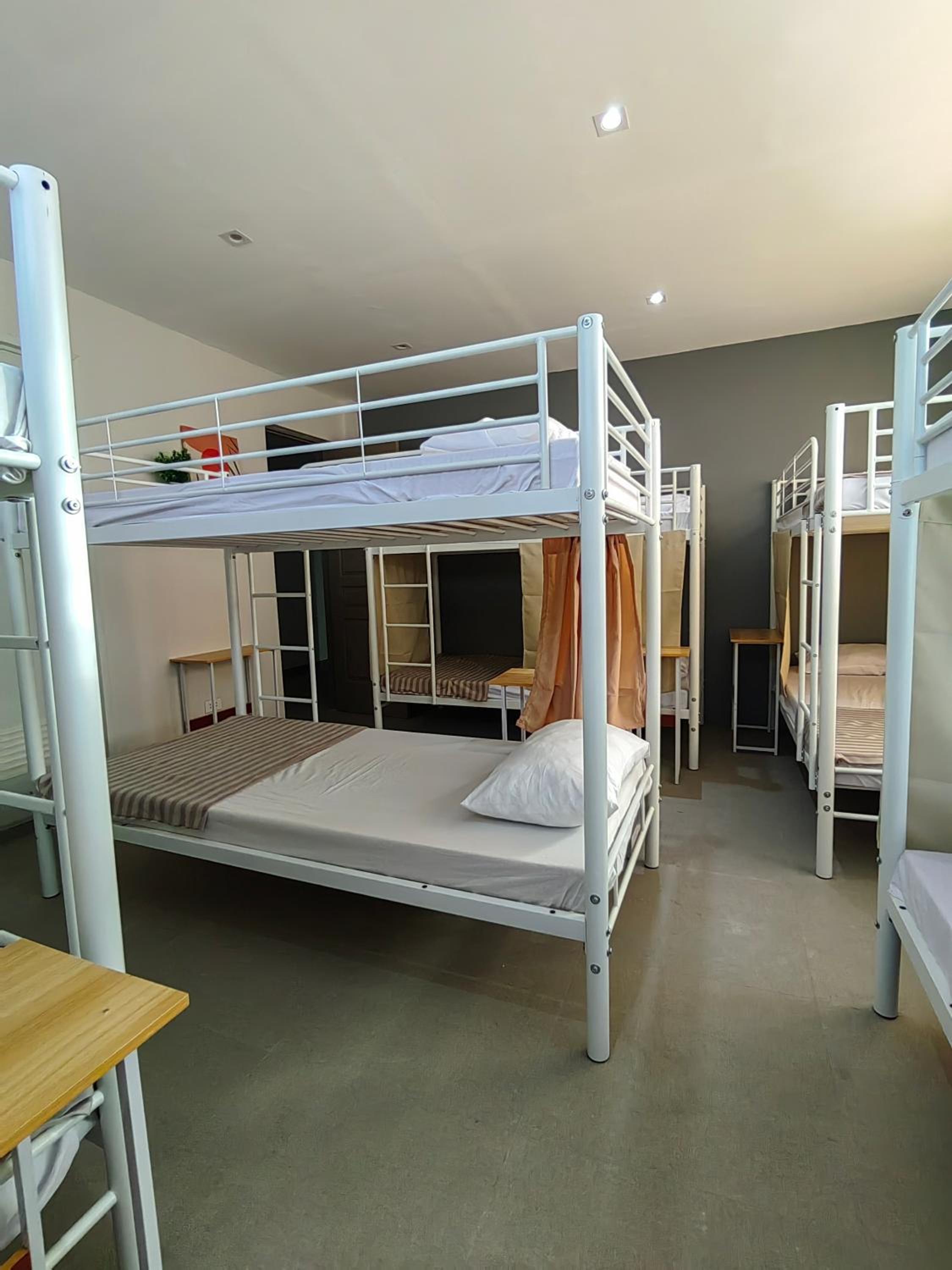 HOST HOMESPACE