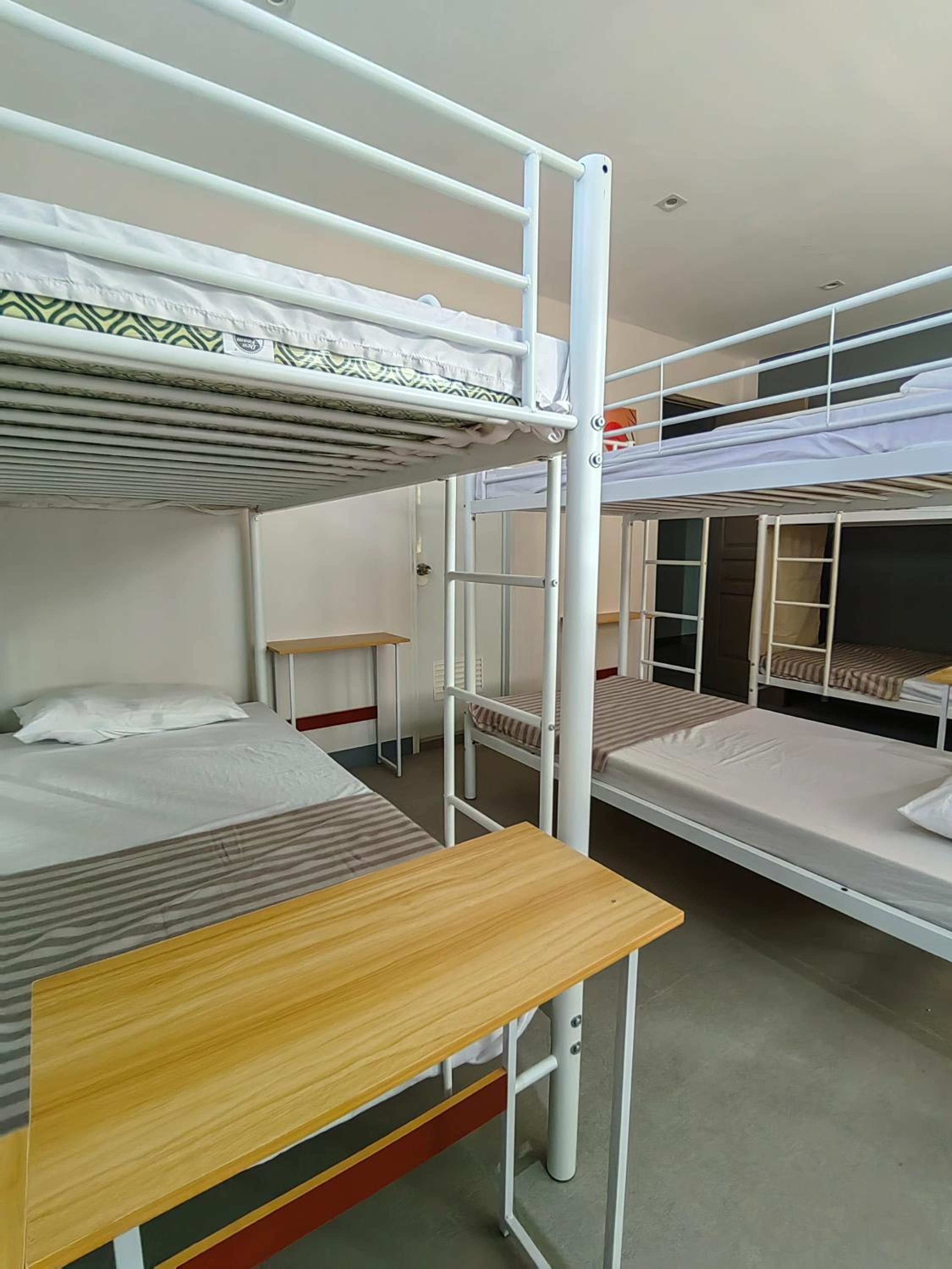 HOST HOMESPACE