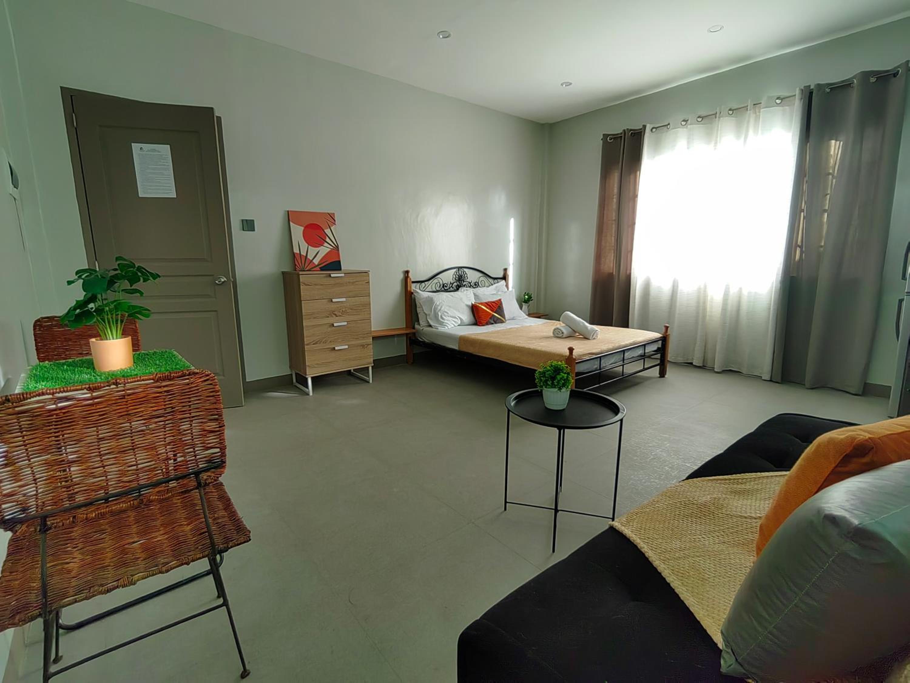 HOST HOMESPACE