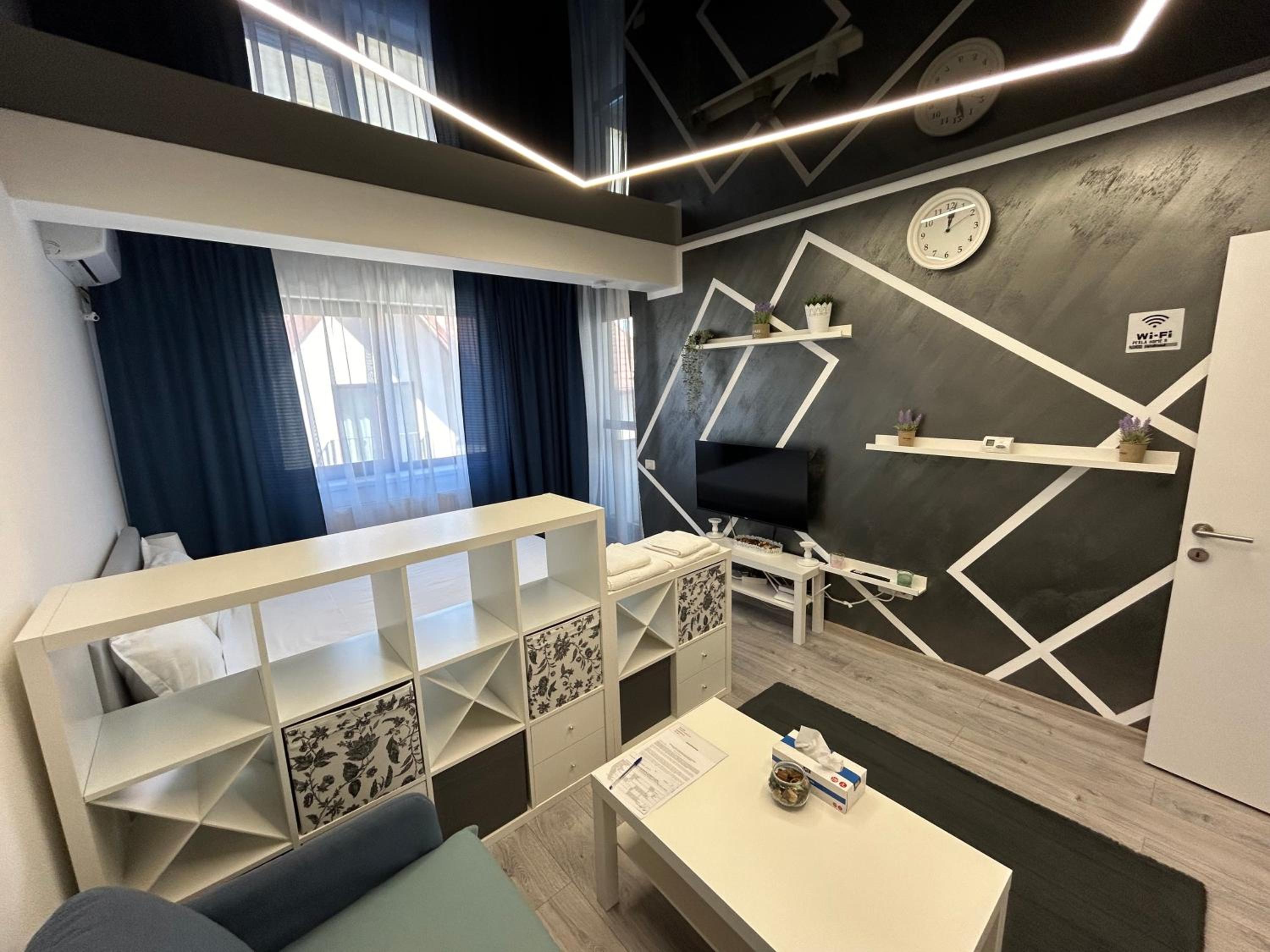 Perla Home - Studio 9 view 5