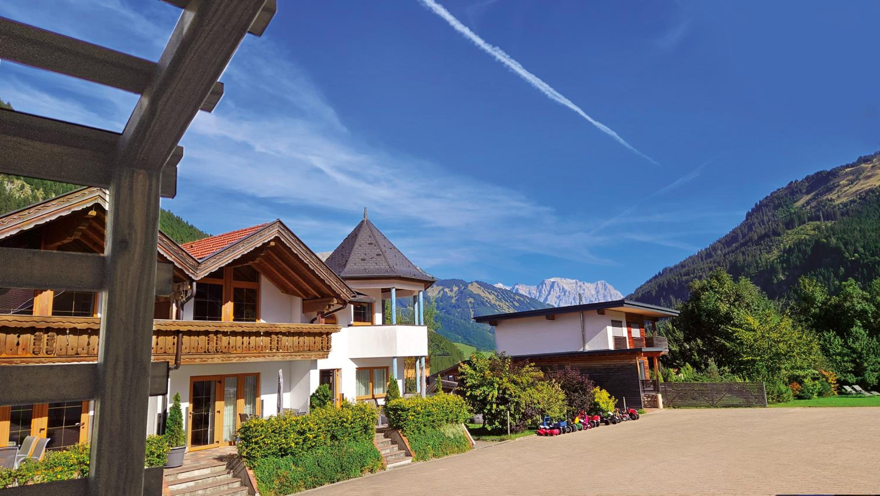 Hotel Ferienanlage Hechenbergerhof - Image 1