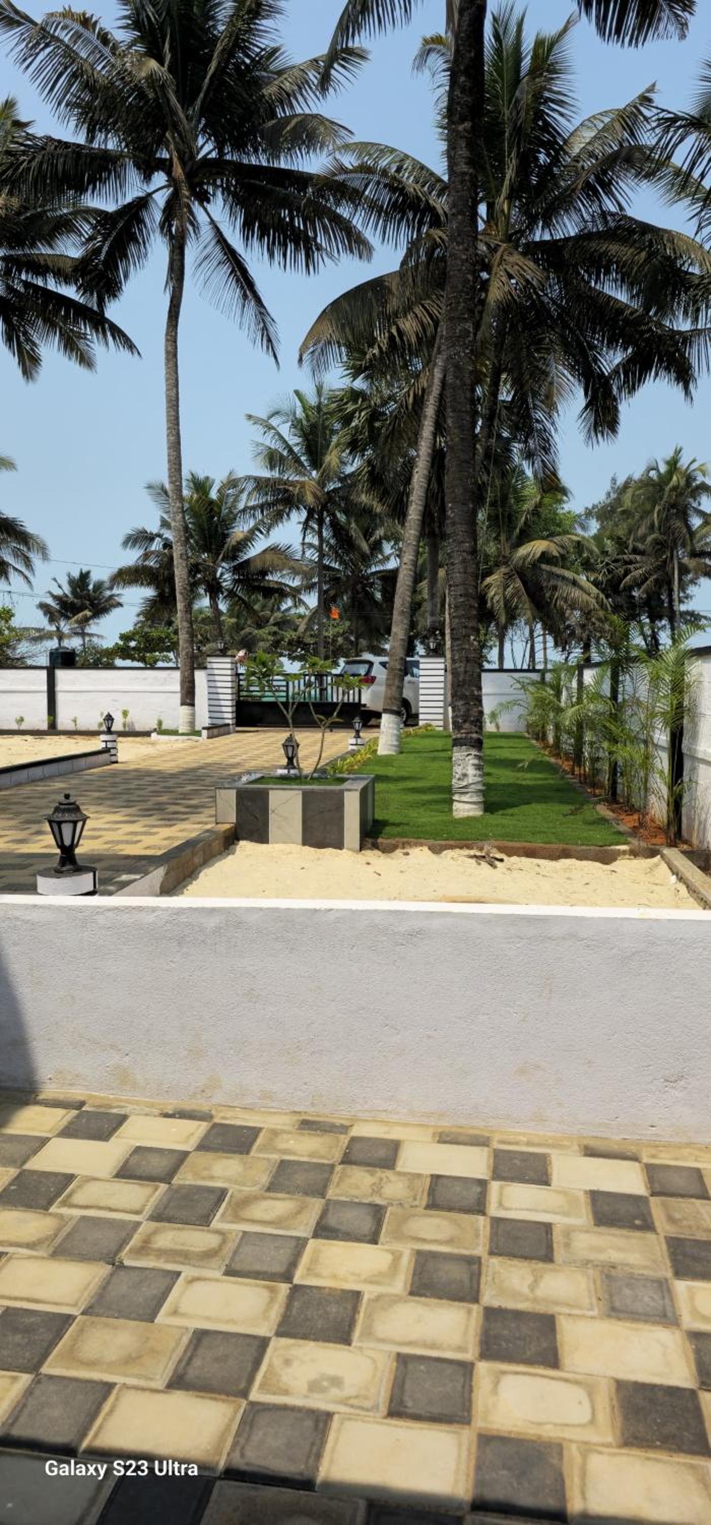 Rock n Ocean , Private Beach Stay