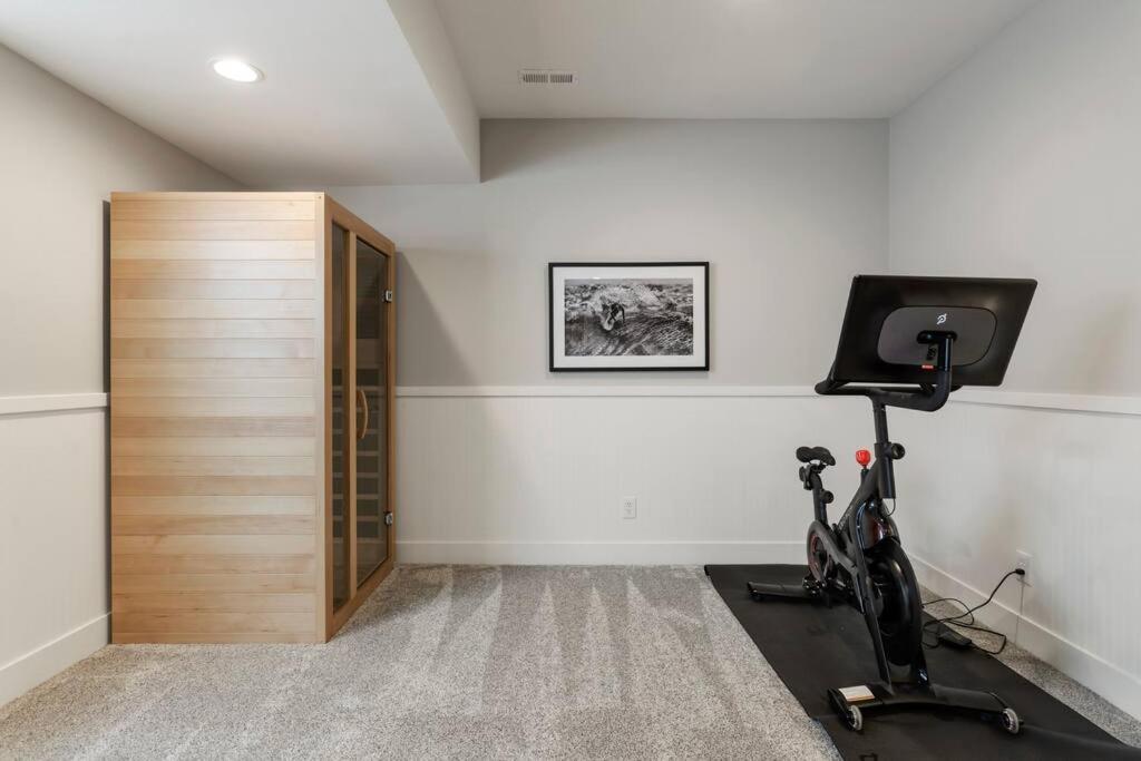 Luxury Home: Monthly Rental House Near Denver