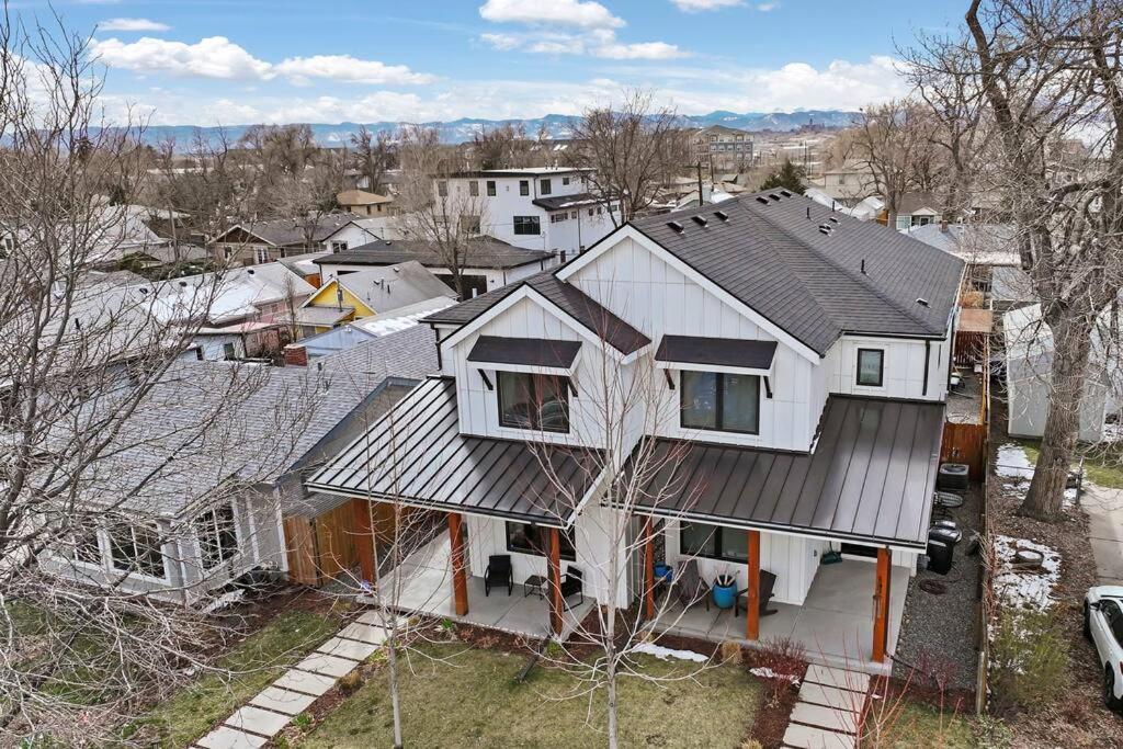 Luxury Home: Monthly Rental House Near Denver