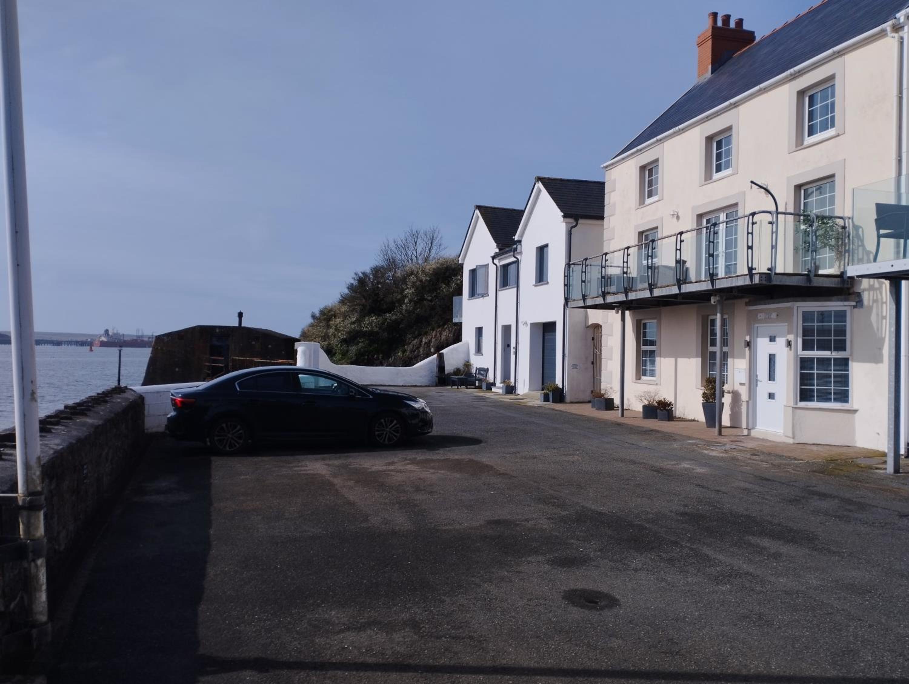 Milford Haven Waterfront Location, Balcony, Sea Views view 2