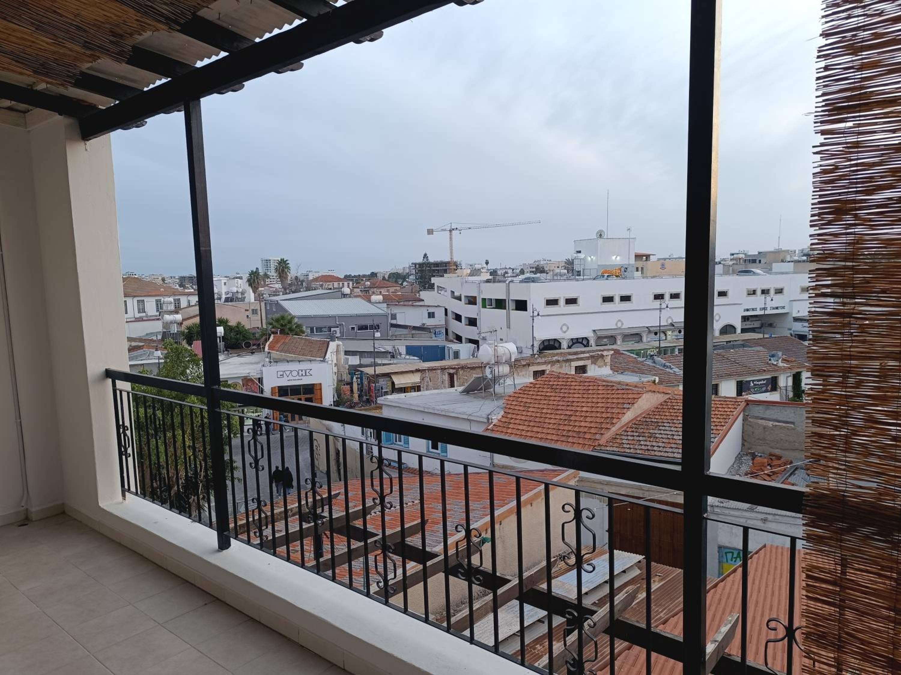 Sea-side City centre Studio